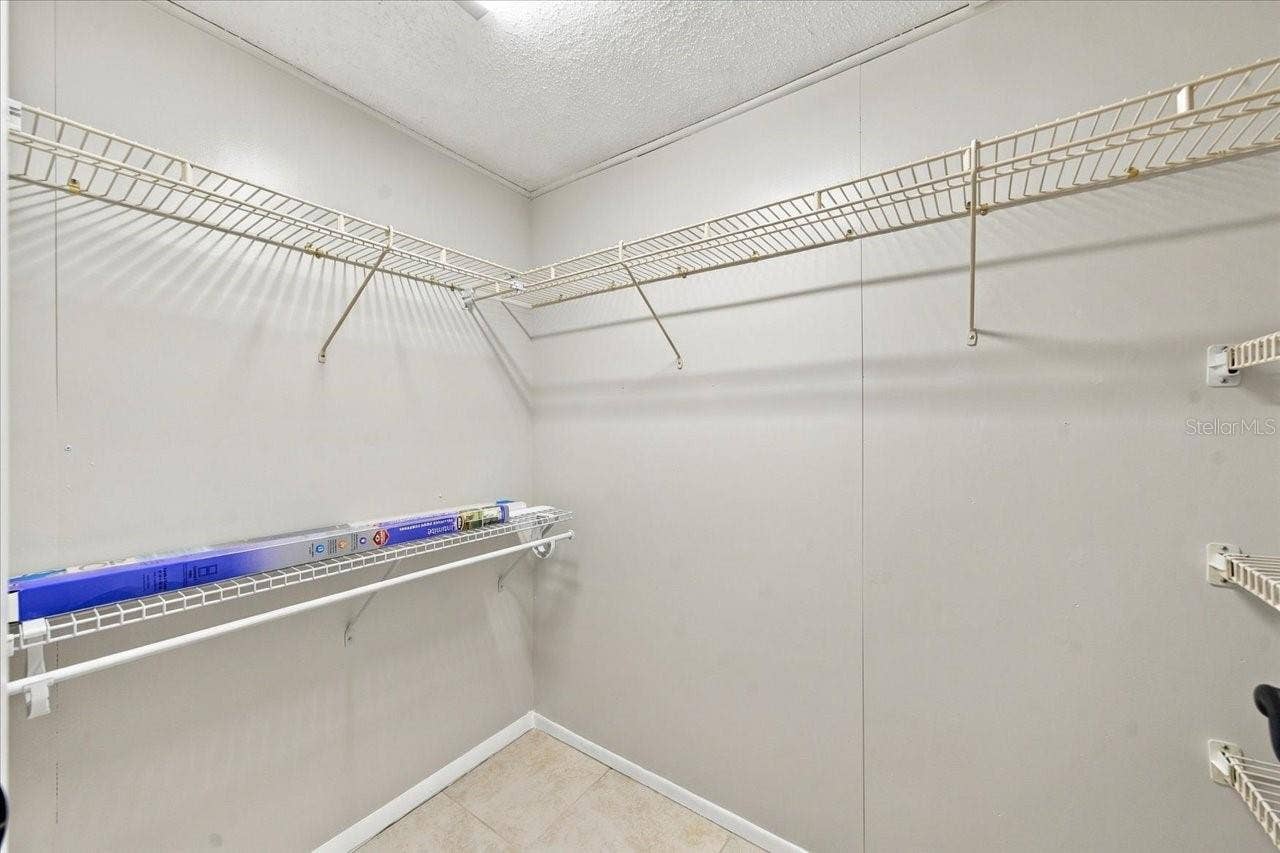 1001 PEARCE DRIVE, #111, Clearwater, FL 33764 1001 PEARCE DRIVE, #111, Clearwater, FL 33764