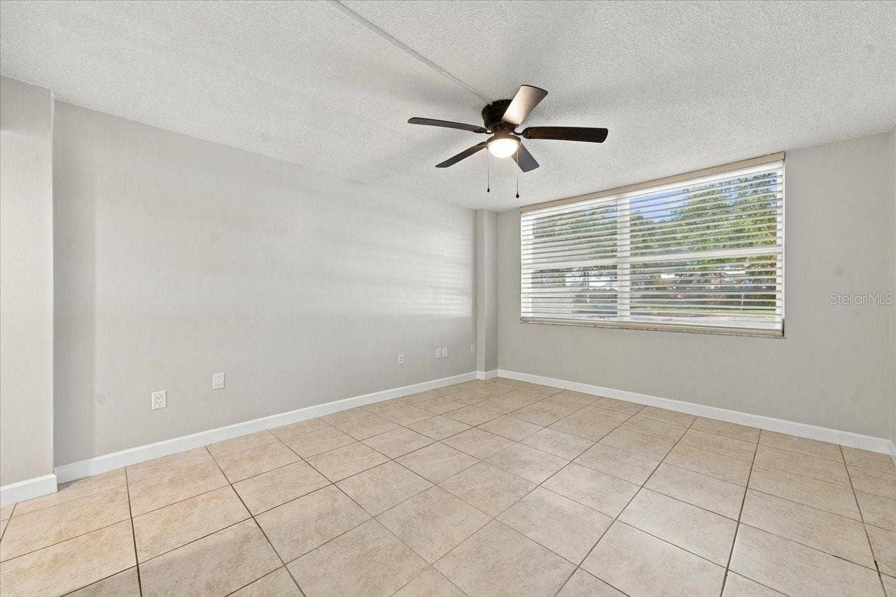 1001 PEARCE DRIVE, #111, Clearwater, FL 33764 1001 PEARCE DRIVE, #111, Clearwater, FL 33764