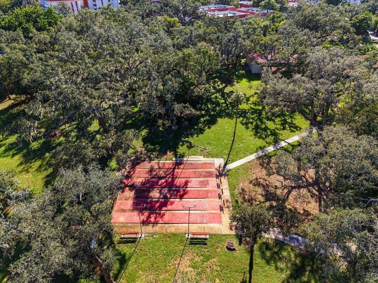 1001 PEARCE DRIVE, #111, Clearwater, FL 33764 1001 PEARCE DRIVE, #111, Clearwater, FL 33764