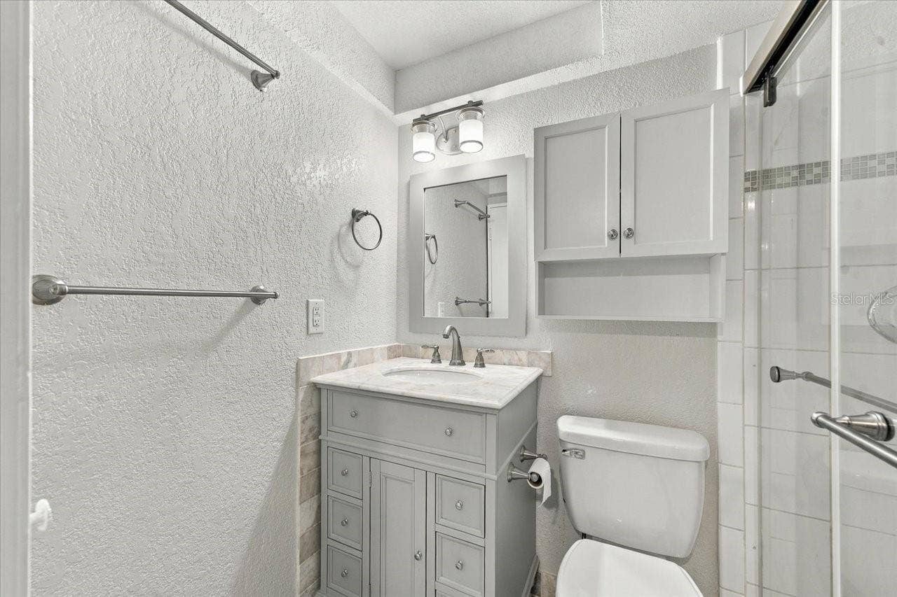 1001 PEARCE DRIVE, #111, Clearwater, FL 33764 1001 PEARCE DRIVE, #111, Clearwater, FL 33764