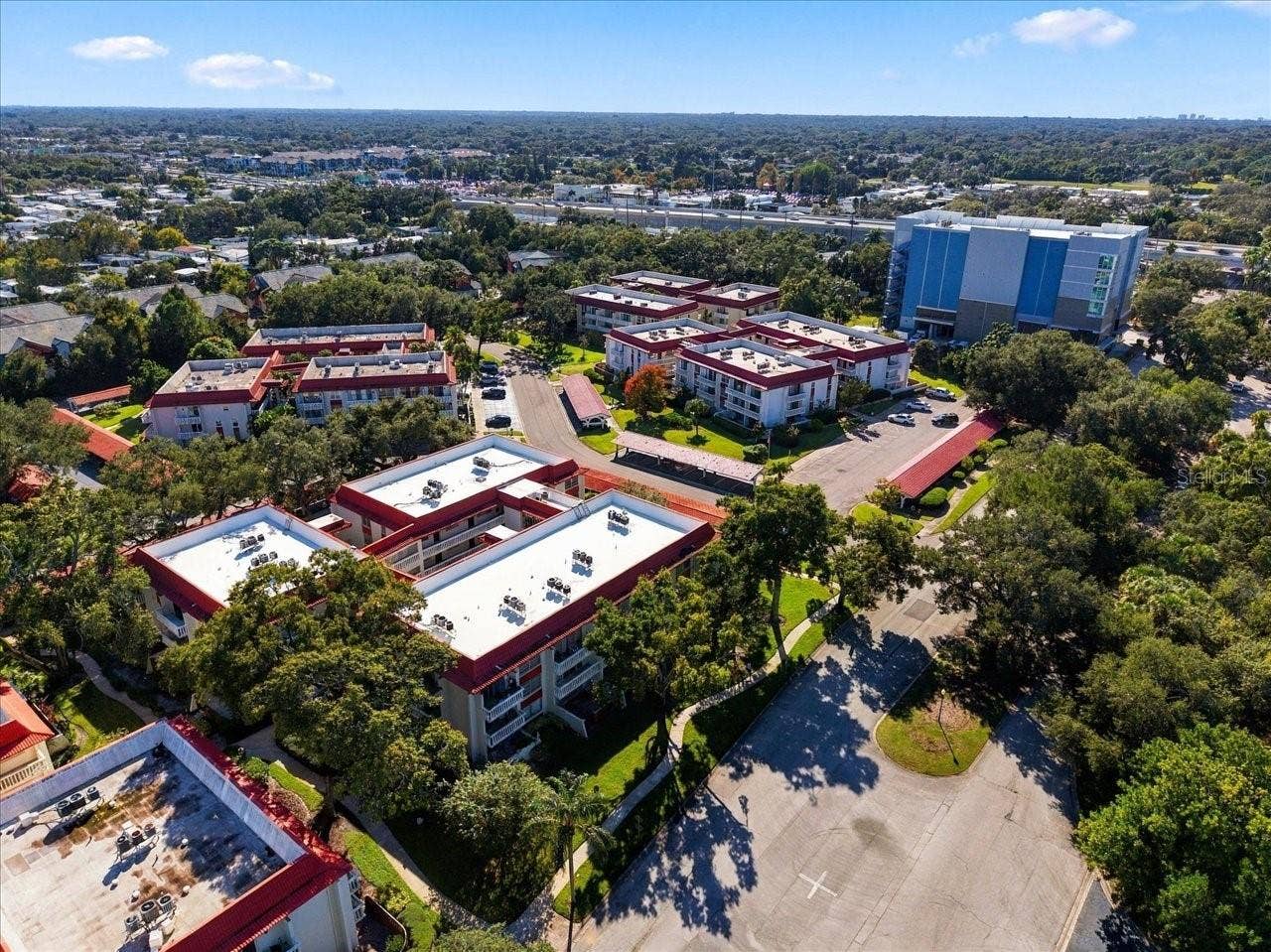 1001 PEARCE DRIVE, #111, Clearwater, FL 33764 1001 PEARCE DRIVE, #111, Clearwater, FL 33764
