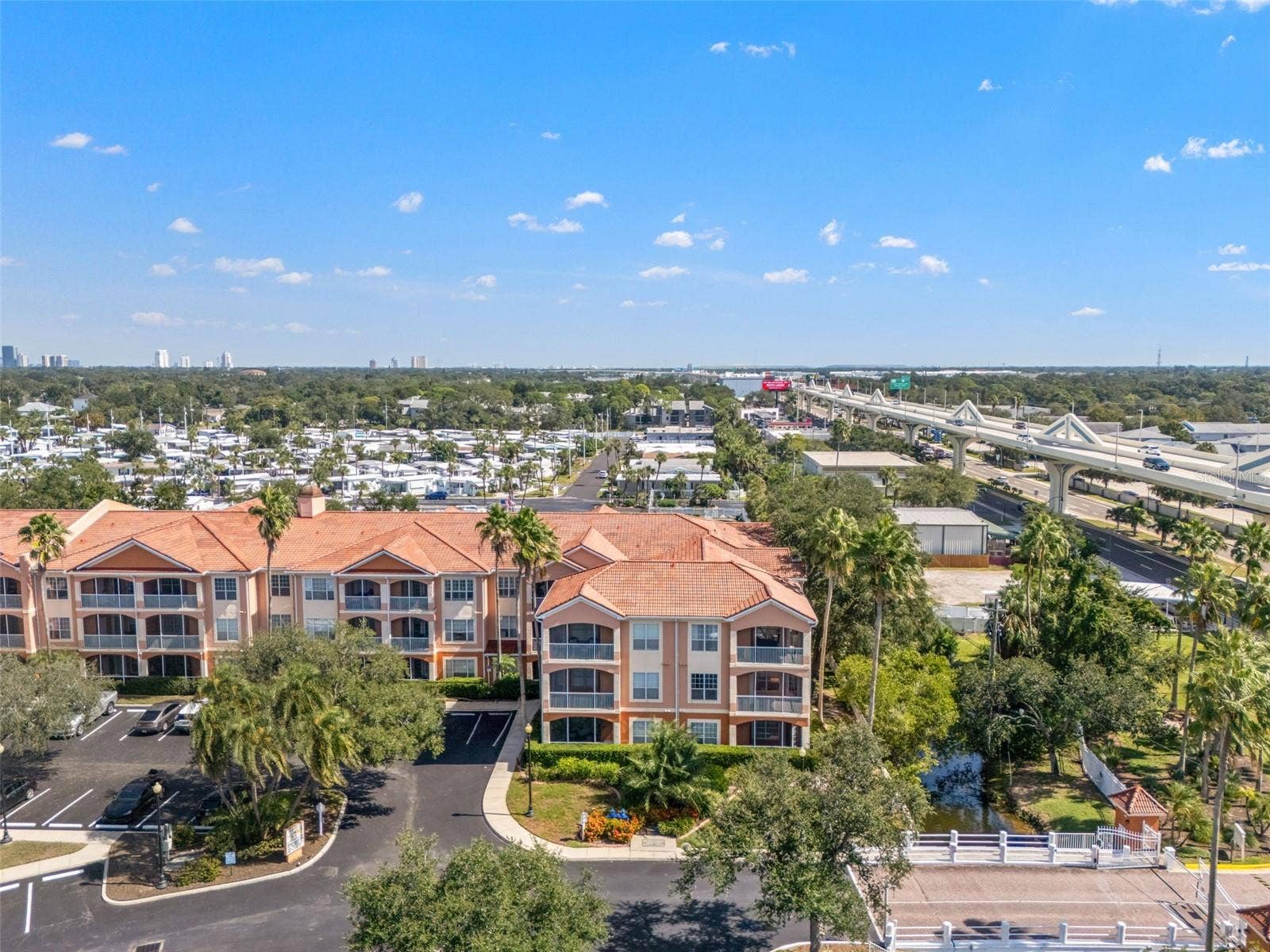 5000 CULBREATH KEY WAY, #1-319, Tampa, FL 33611 5000 CULBREATH KEY WAY, #1-319, Tampa, FL 33611