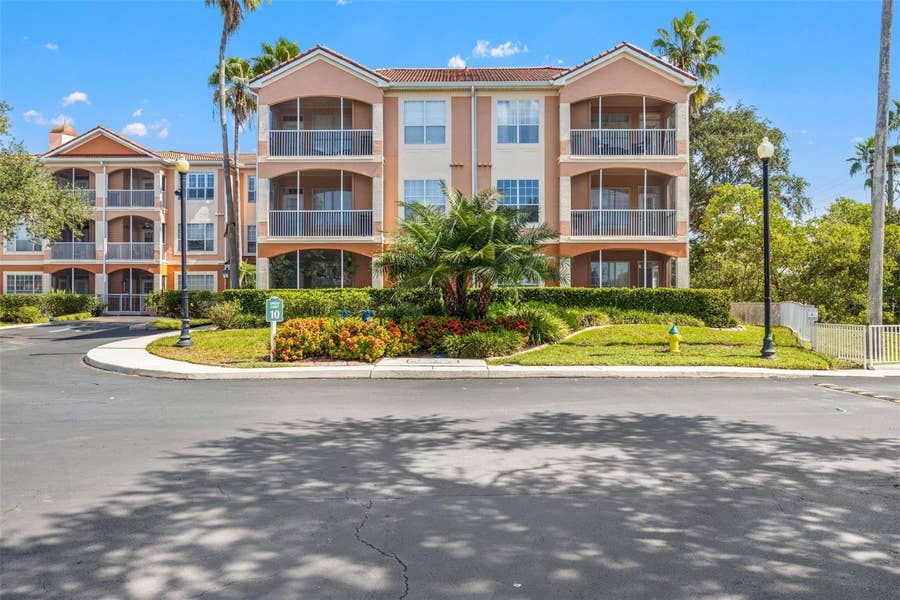 Property photo for 5000 CULBREATH KEY WAY, #1-319, Tampa, FL