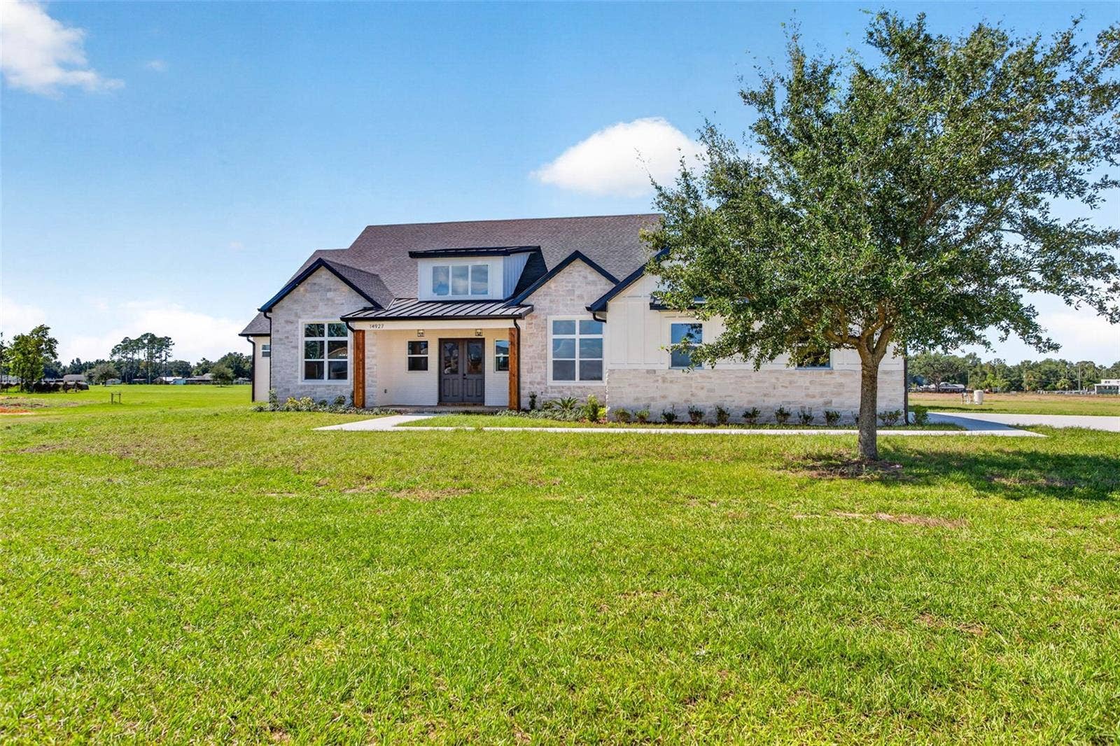 14927 CRIMSON OAKS TRAIL, Dade City, FL 33525 14927 CRIMSON OAKS TRAIL, Dade City, FL 33525