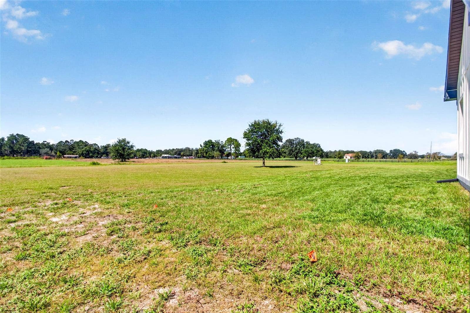 14927 CRIMSON OAKS TRAIL, Dade City, FL 33525 14927 CRIMSON OAKS TRAIL, Dade City, FL 33525