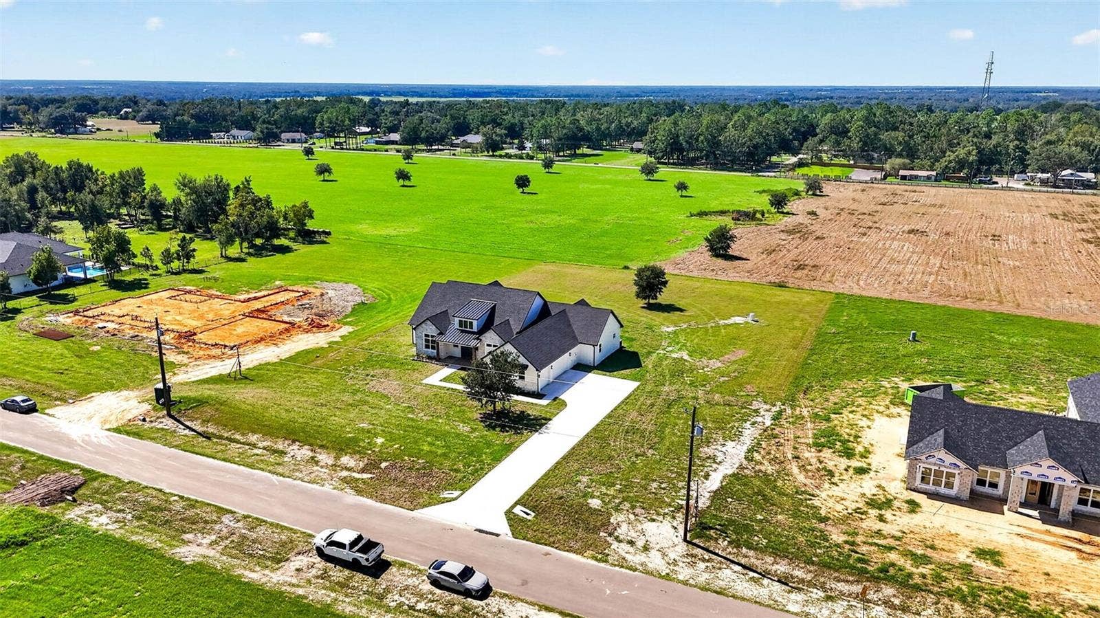 14927 CRIMSON OAKS TRAIL, Dade City, FL 33525 14927 CRIMSON OAKS TRAIL, Dade City, FL 33525