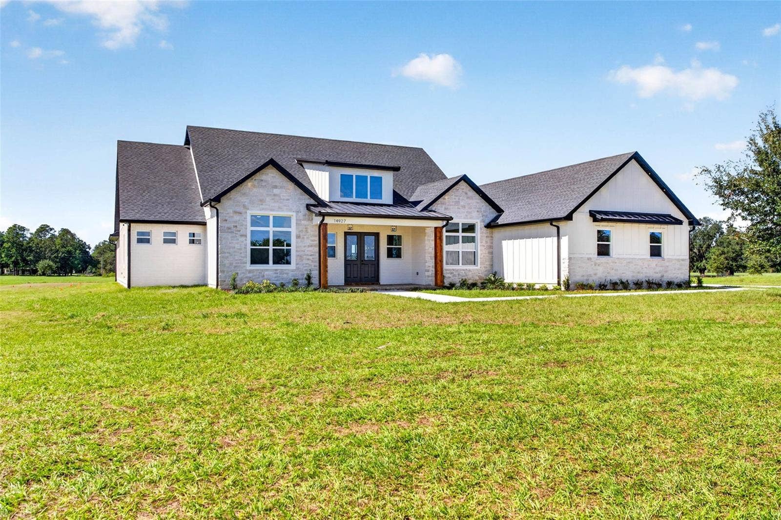 14927 CRIMSON OAKS TRAIL, Dade City, FL 33525 14927 CRIMSON OAKS TRAIL, Dade City, FL 33525