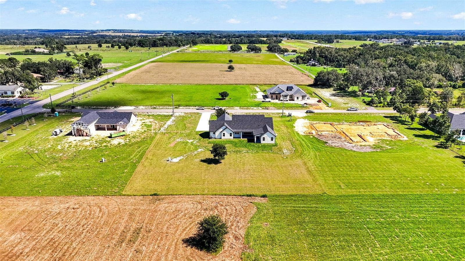 14927 CRIMSON OAKS TRAIL, Dade City, FL 33525 14927 CRIMSON OAKS TRAIL, Dade City, FL 33525