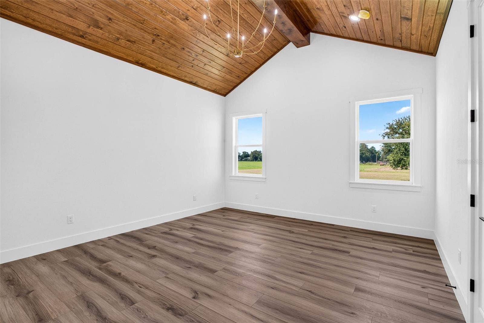 14927 CRIMSON OAKS TRAIL, Dade City, FL 33525 14927 CRIMSON OAKS TRAIL, Dade City, FL 33525