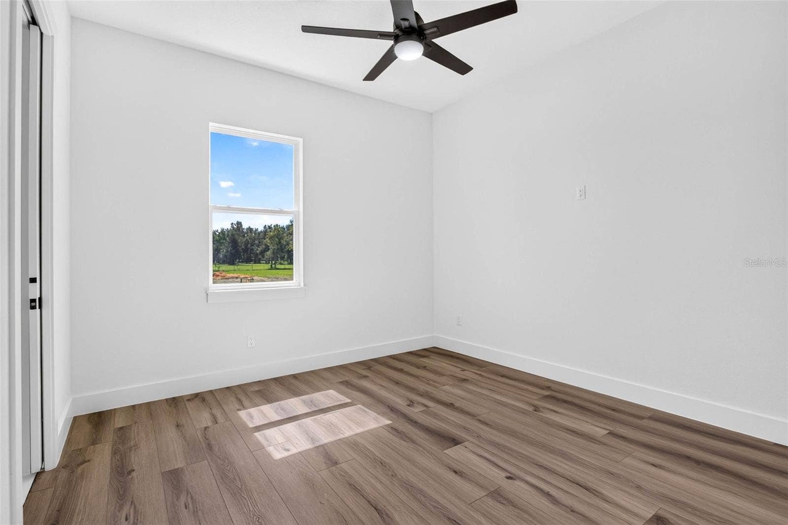 14927 CRIMSON OAKS TRAIL, Dade City, FL 33525 14927 CRIMSON OAKS TRAIL, Dade City, FL 33525