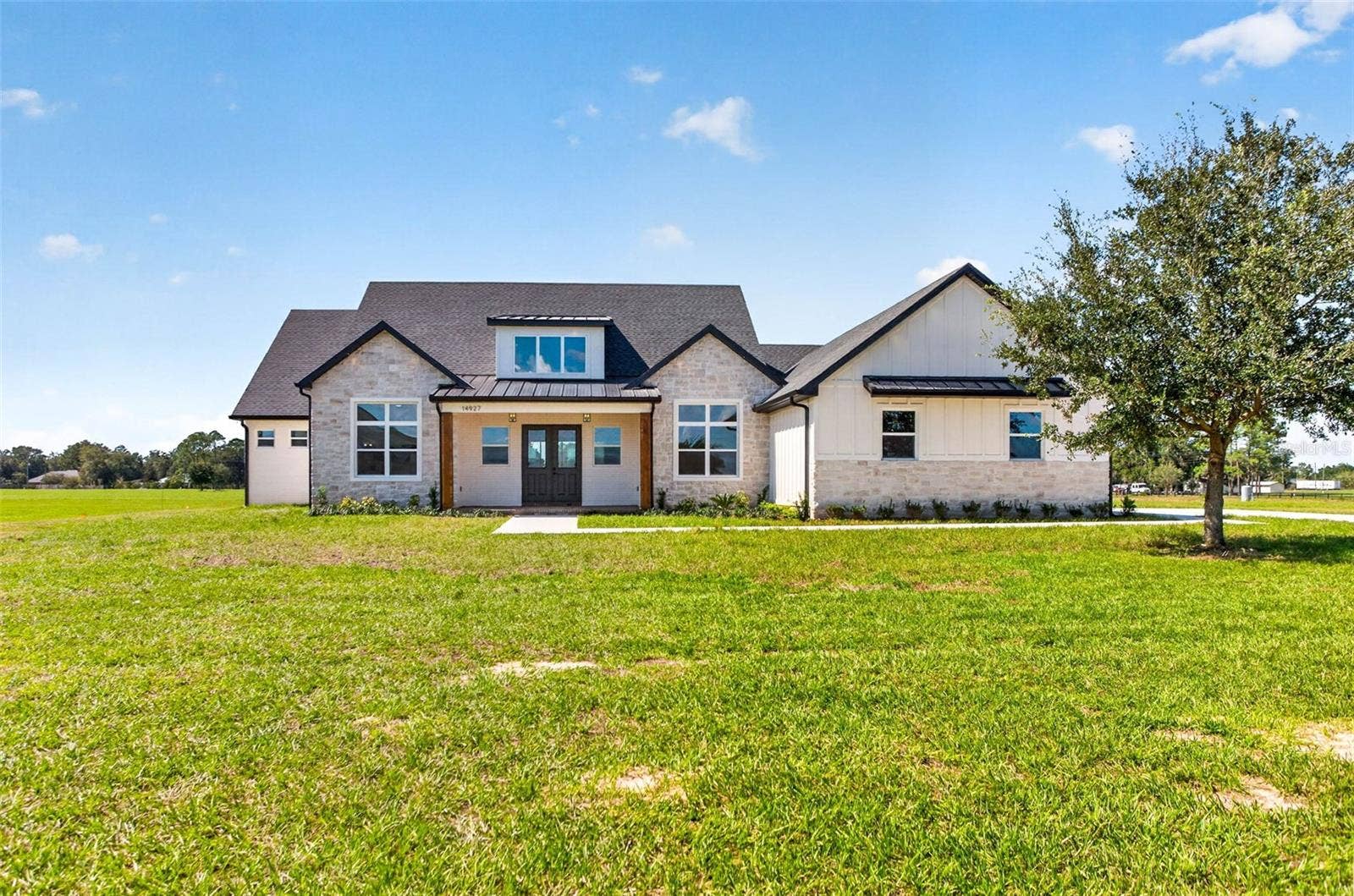 14927 CRIMSON OAKS TRAIL, Dade City, FL 33525 14927 CRIMSON OAKS TRAIL, Dade City, FL 33525