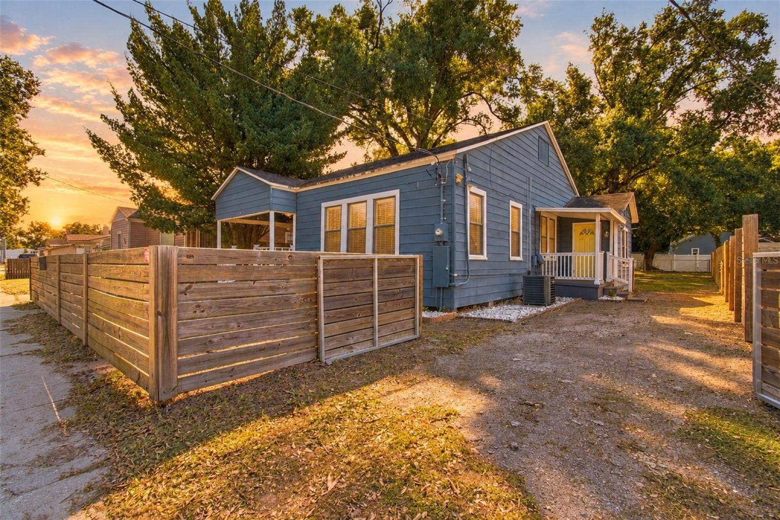 805 E OSBORNE AVENUE, Tampa, FL 33603