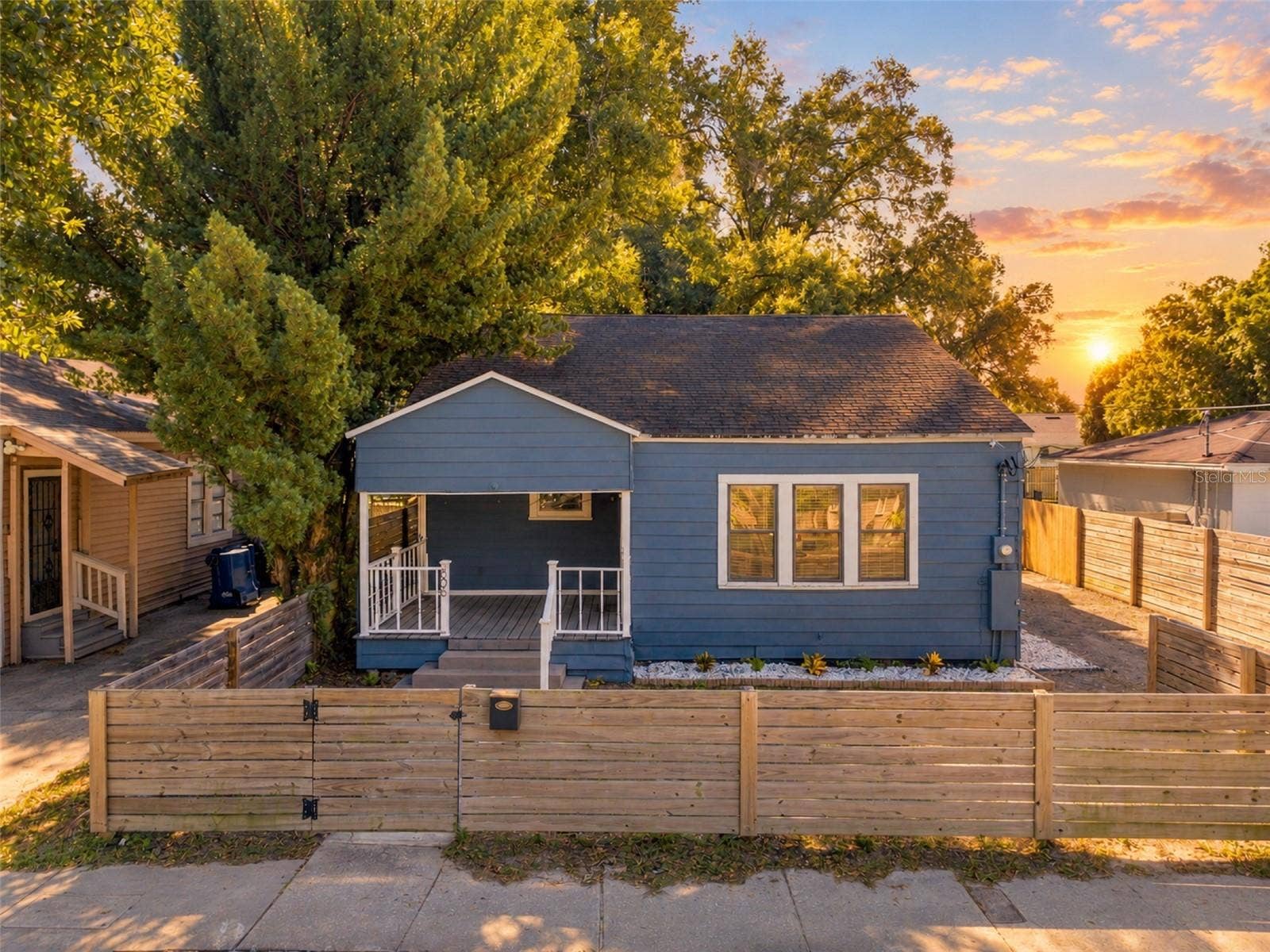805 E OSBORNE AVENUE, Tampa, FL 33603