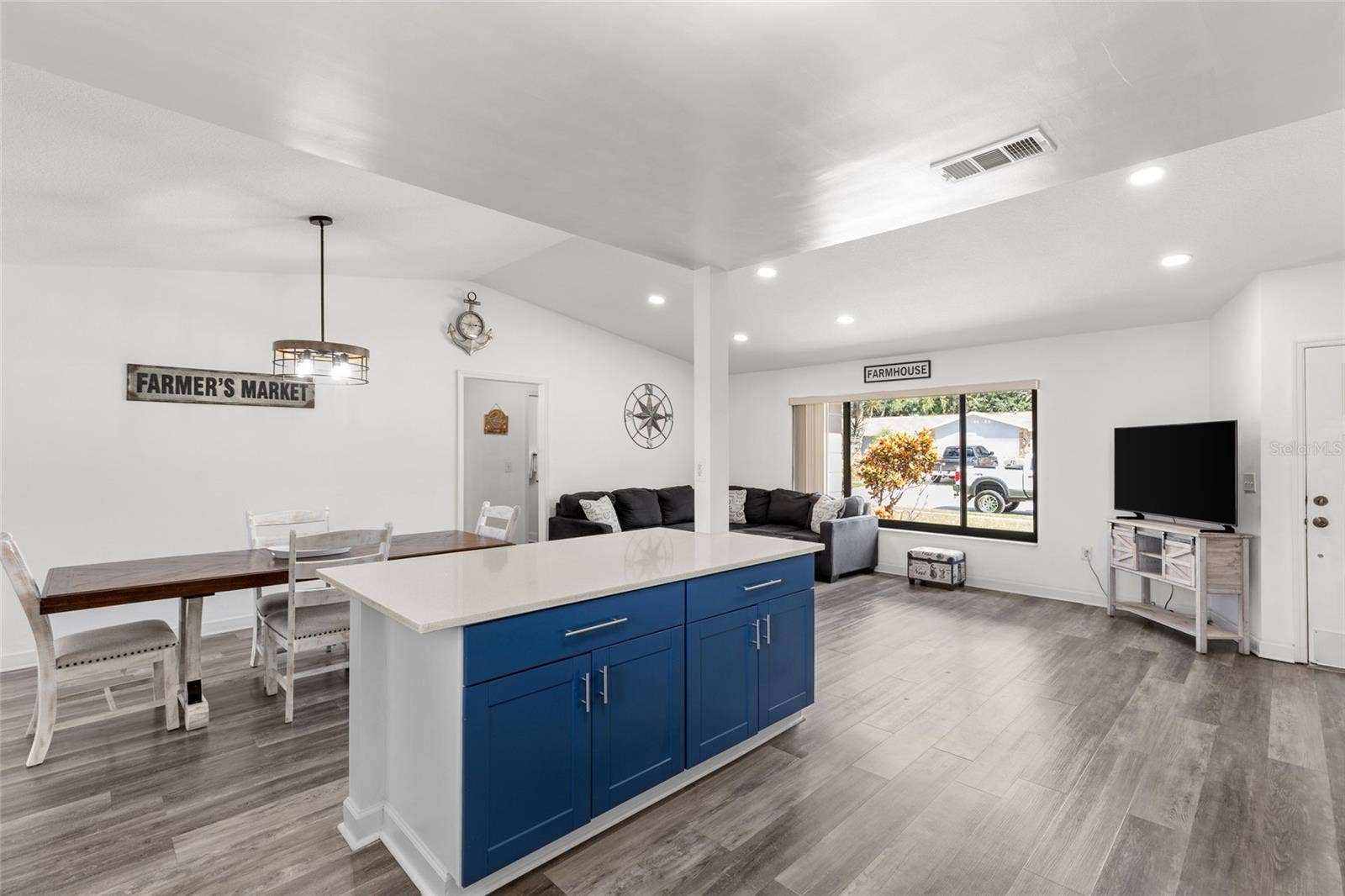 1830 WILLOW OAK DRIVE W, Palm Harbor, FL 34683 1830 WILLOW OAK DRIVE W, Palm Harbor, FL 34683