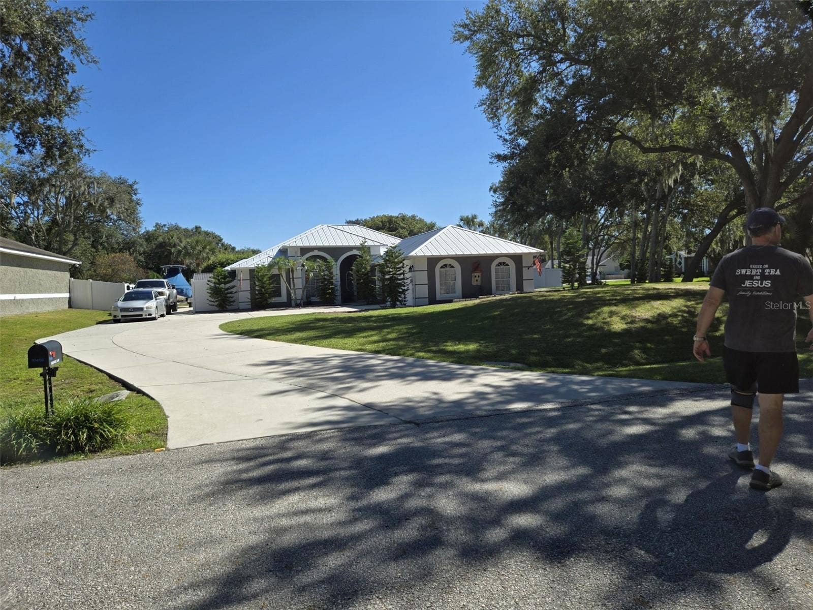 10704 KANKAKEE LANE, Riverview, FL 33578 Custom built homes in neighborhood