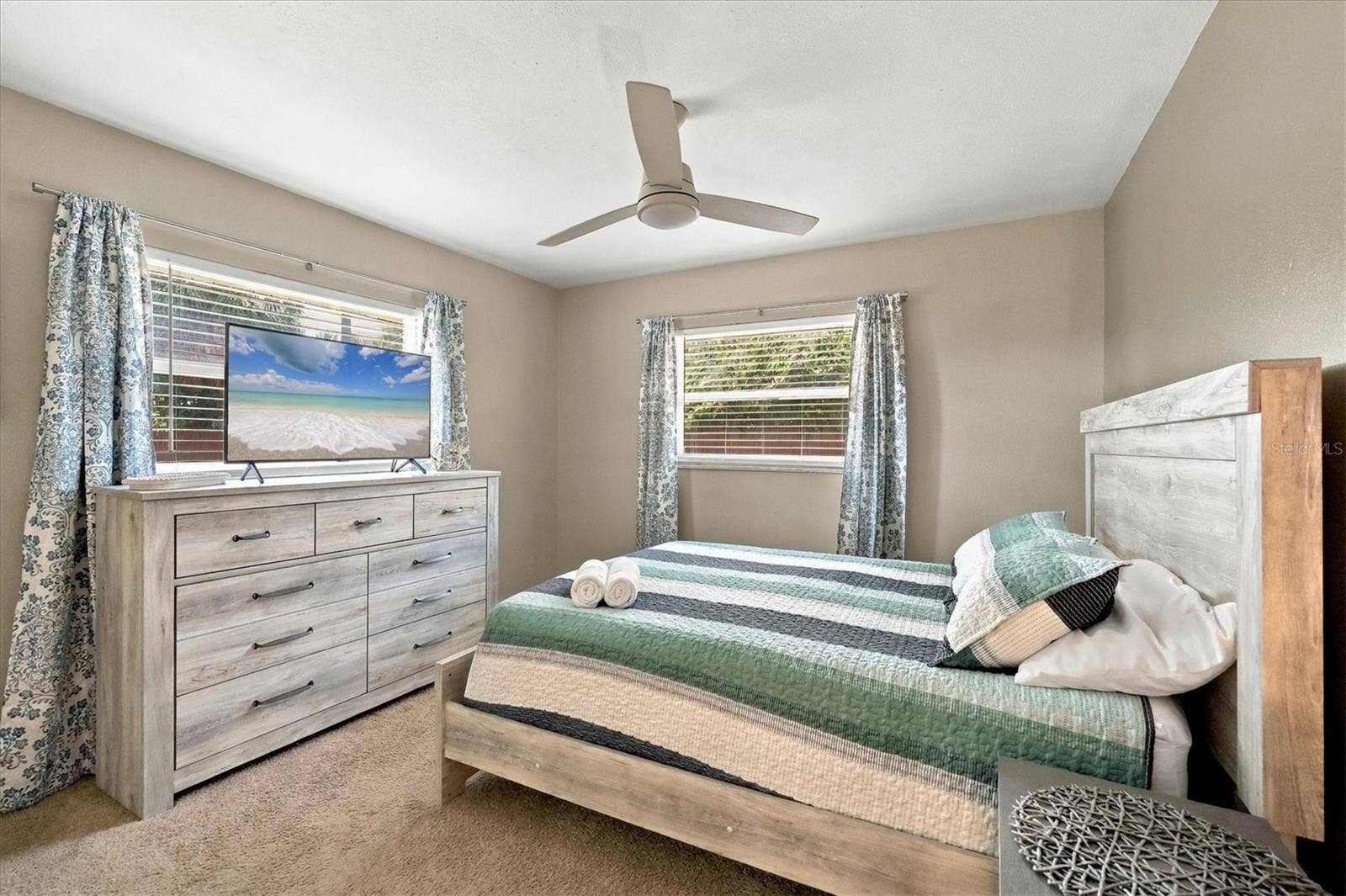 438 WHITFIELD AVENUE, Sarasota, FL 34243 438 WHITFIELD AVENUE, Sarasota, FL 34243