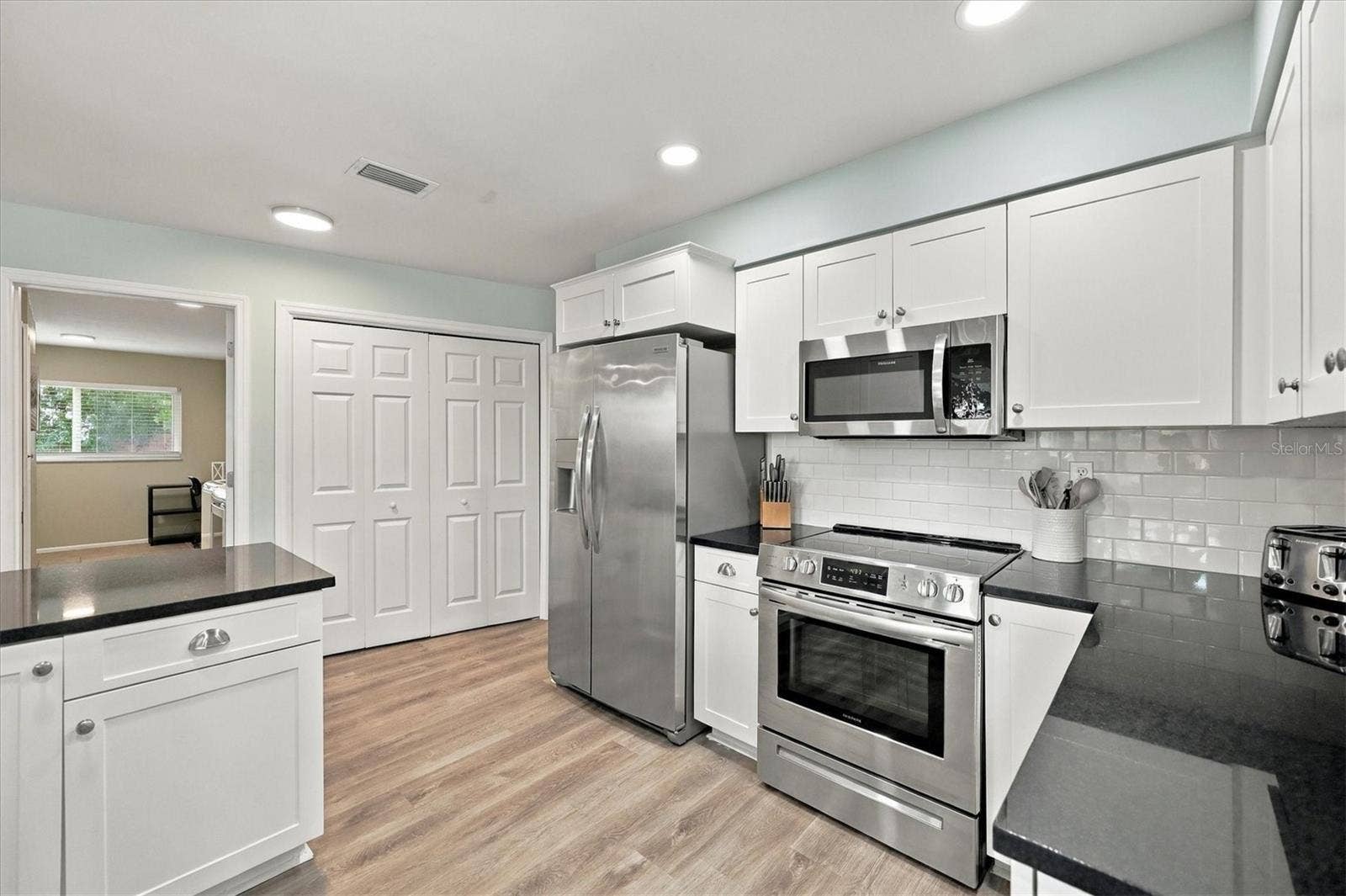 438 WHITFIELD AVENUE, Sarasota, FL 34243 438 WHITFIELD AVENUE, Sarasota, FL 34243