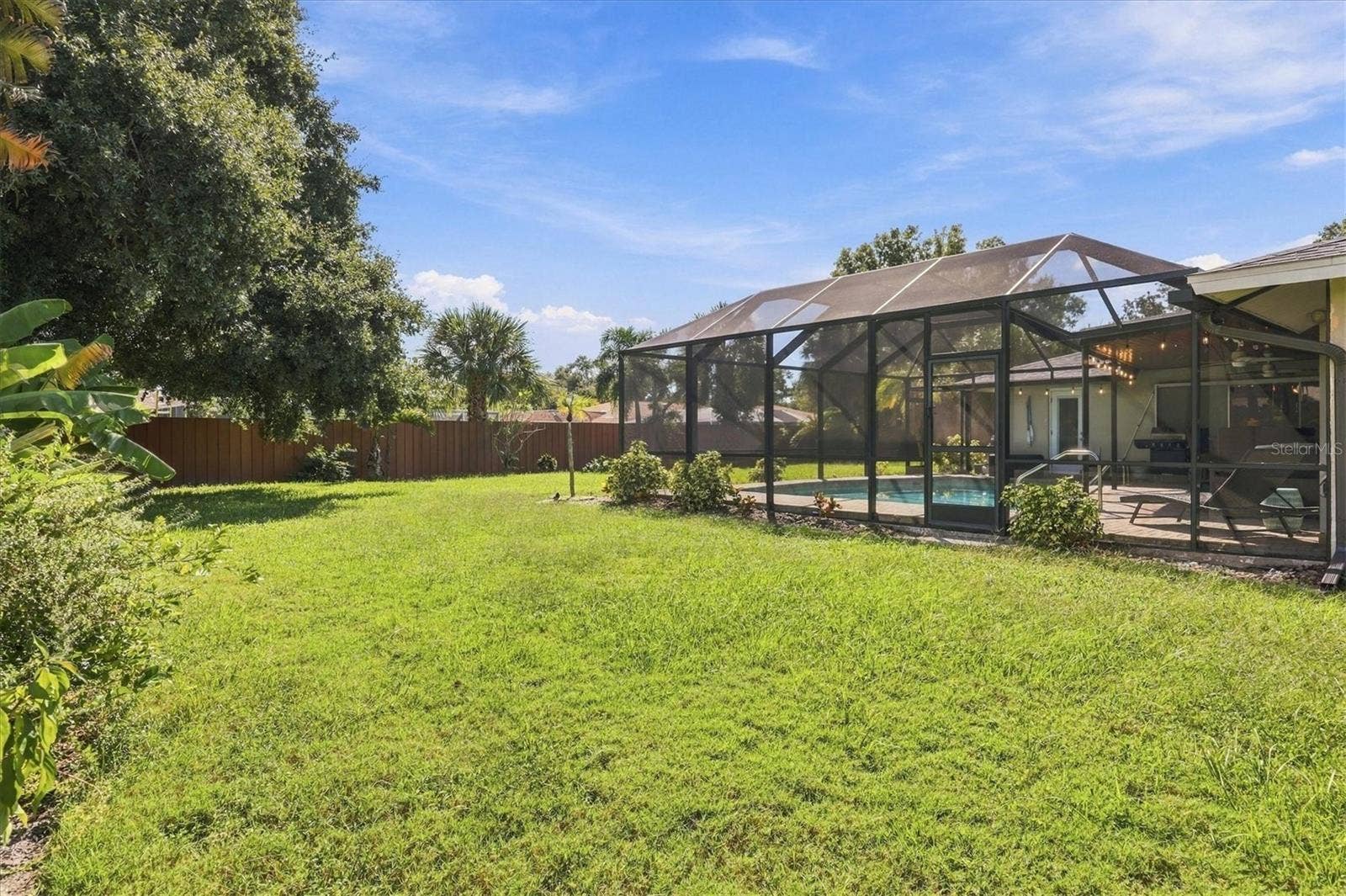 438 WHITFIELD AVENUE, Sarasota, FL 34243 438 WHITFIELD AVENUE, Sarasota, FL 34243