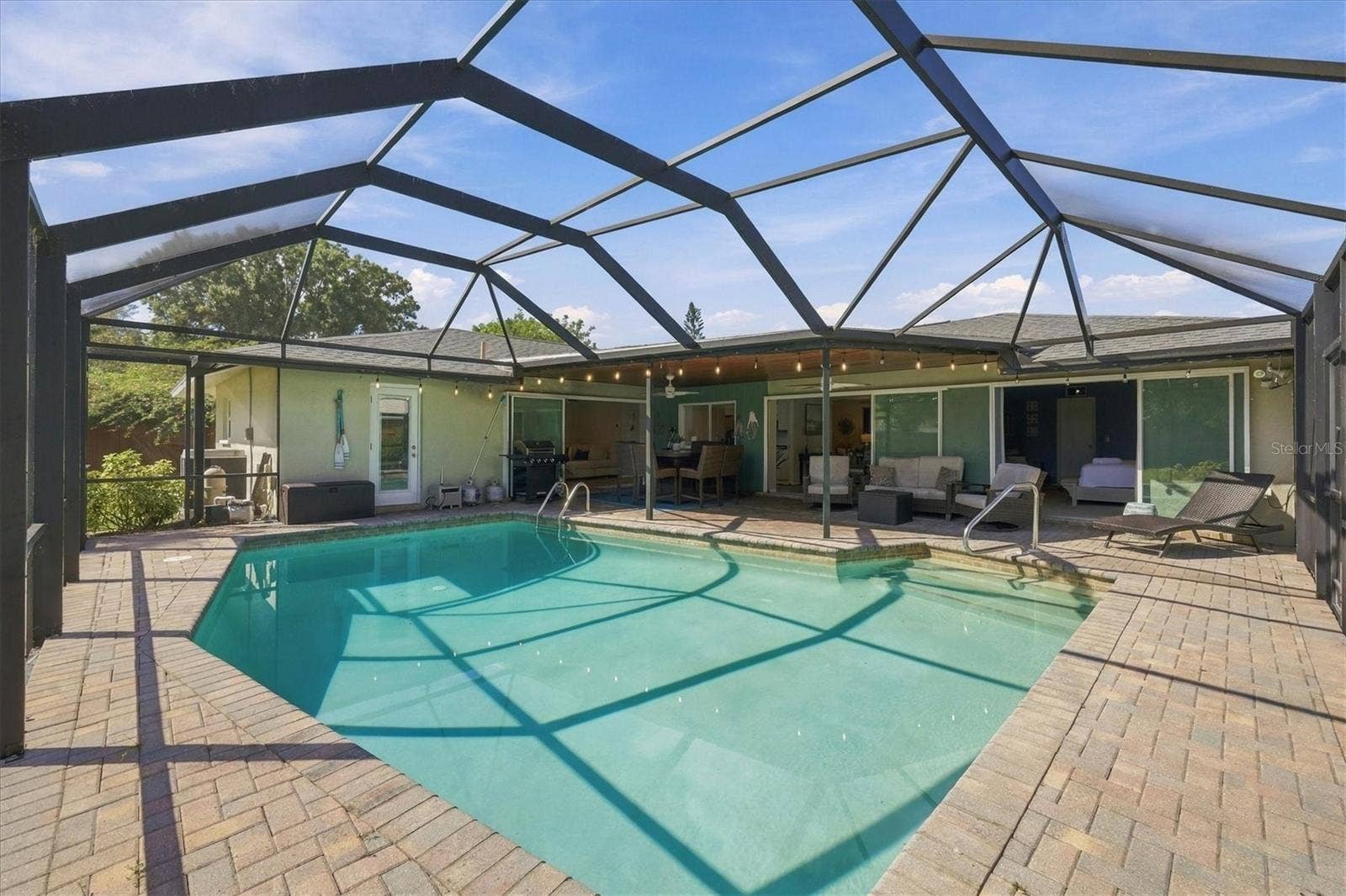 438 WHITFIELD AVENUE, Sarasota, FL 34243 438 WHITFIELD AVENUE, Sarasota, FL 34243