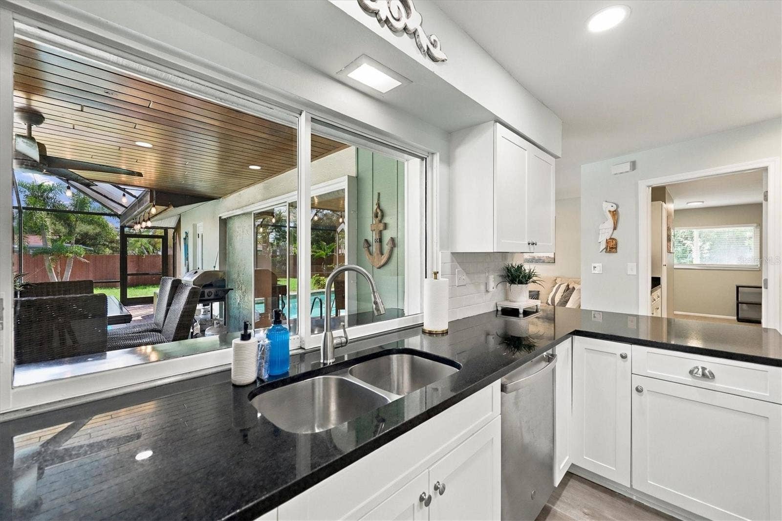 438 WHITFIELD AVENUE, Sarasota, FL 34243 438 WHITFIELD AVENUE, Sarasota, FL 34243