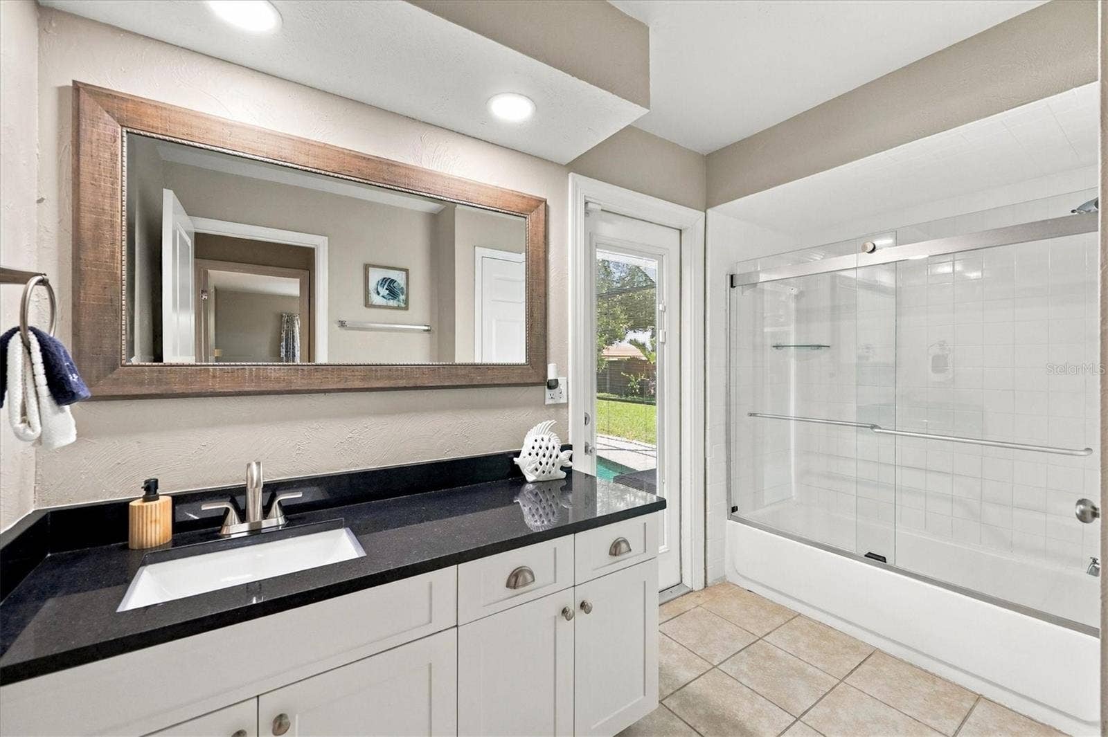 438 WHITFIELD AVENUE, Sarasota, FL 34243 438 WHITFIELD AVENUE, Sarasota, FL 34243