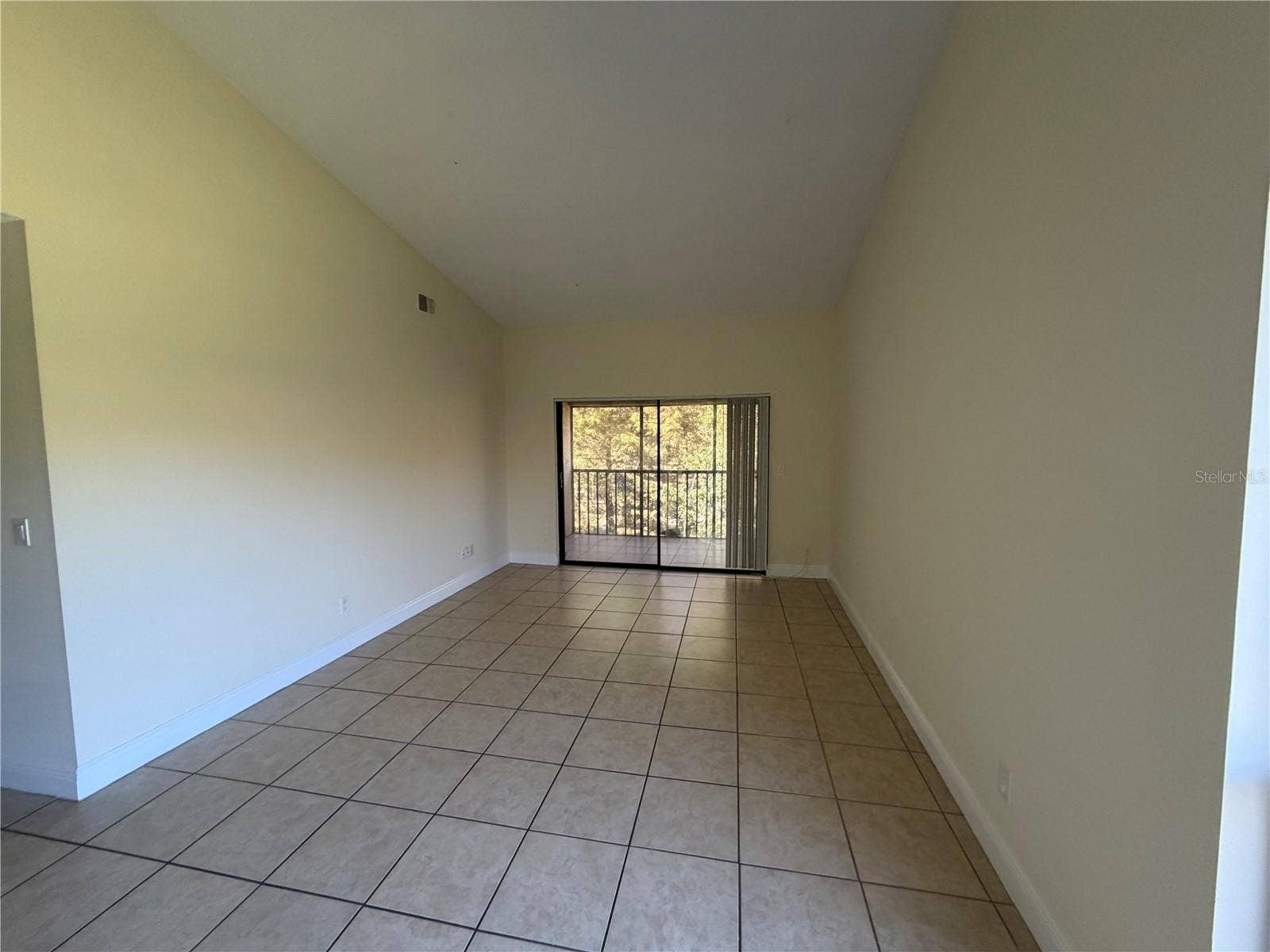 7840 NIAGARA AVENUE, #325, Tampa, FL 33617 7840 NIAGARA AVENUE, #325, Tampa, FL 33617