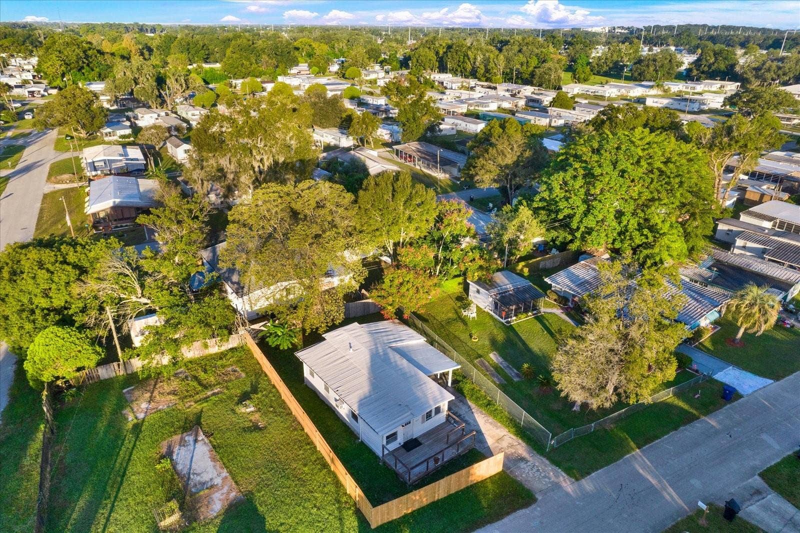 6237 NEW YORK STREET, Zephyrhills, FL 33542 6237 NEW YORK STREET, Zephyrhills, FL 33542
