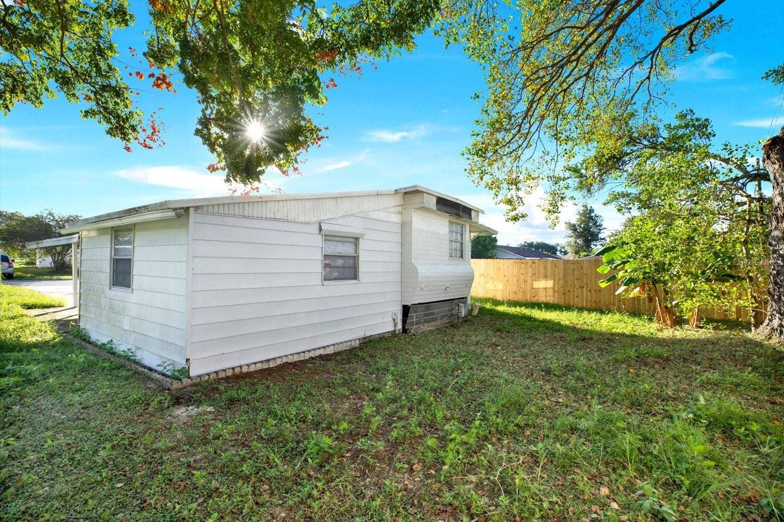 6237 NEW YORK STREET, Zephyrhills, FL 33542 6237 NEW YORK STREET, Zephyrhills, FL 33542