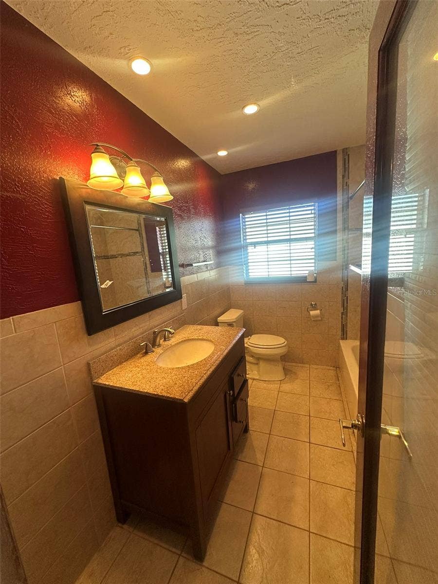 4133 NARVAREZ WAY S, St Petersburg, FL 33712 4133 NARVAREZ WAY S, St Petersburg, FL 33712