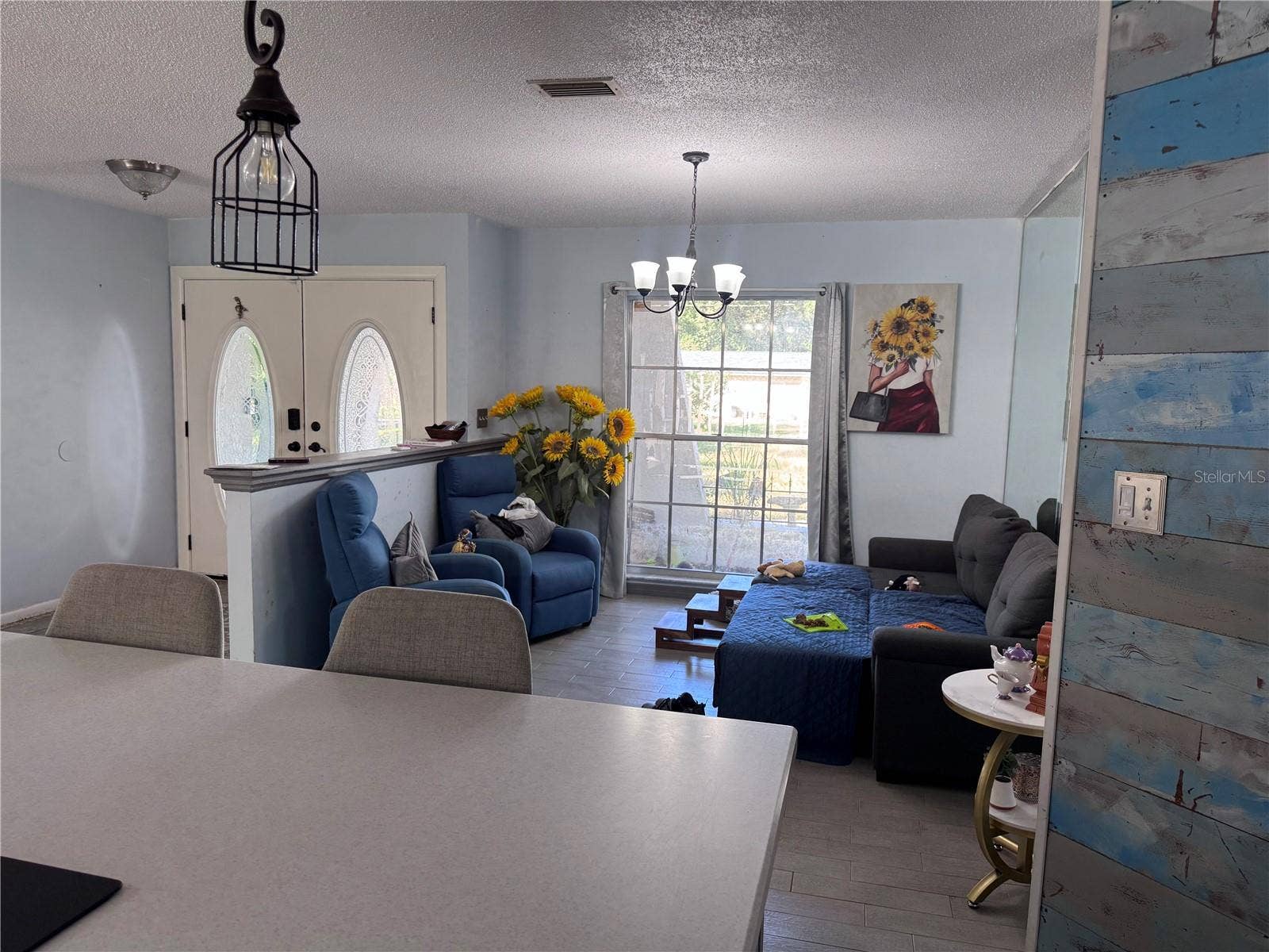 8205 N FREMONT AVENUE, Tampa, FL 33604