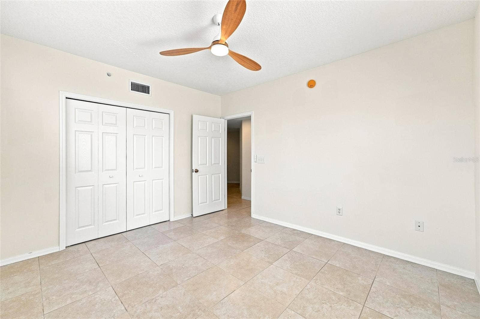 1200 COUNTRY CLUB DRIVE, #4201, Largo, FL 33771 Bedroom 2
