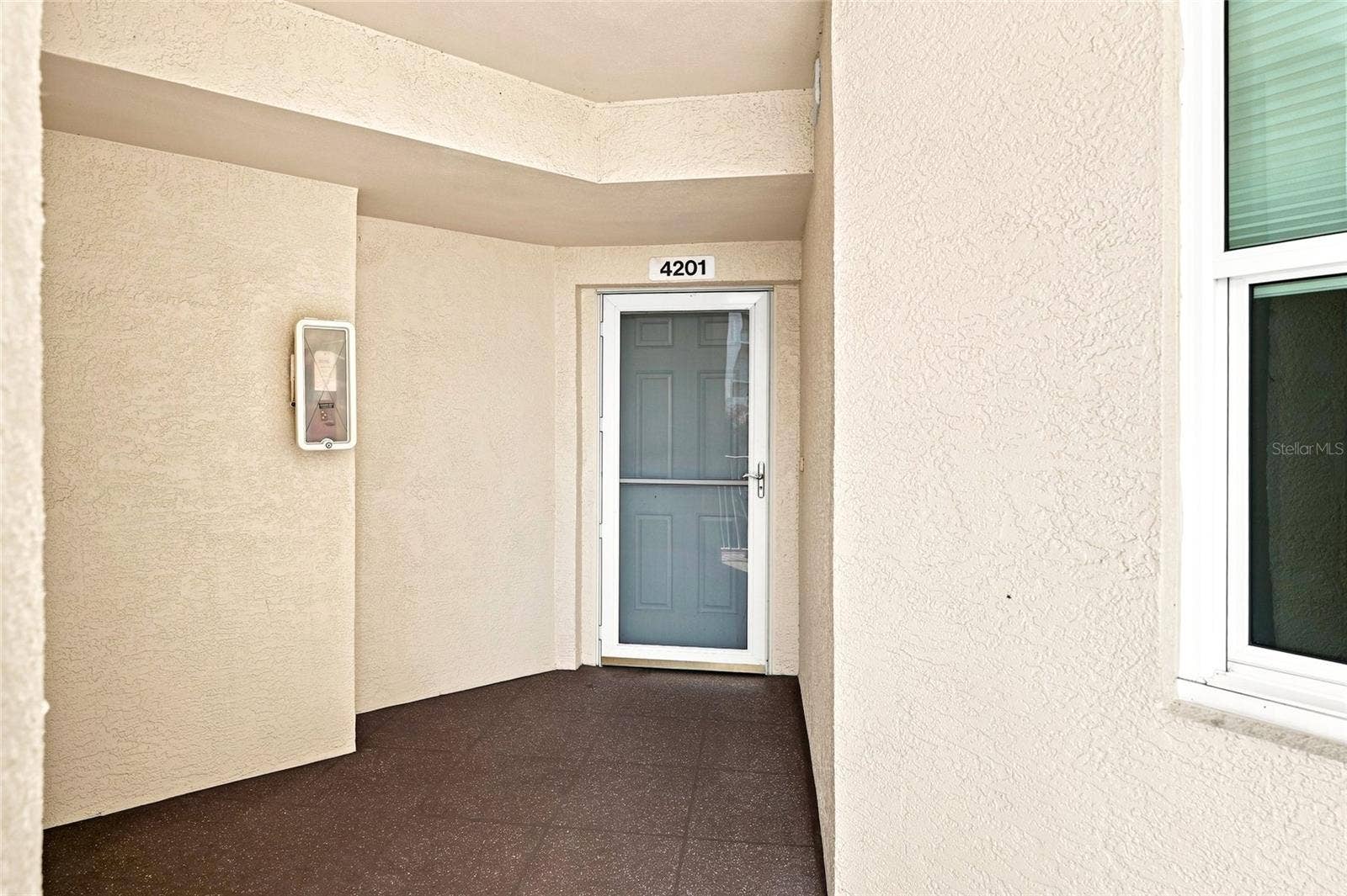 1200 COUNTRY CLUB DRIVE, #4201, Largo, FL 33771 1200 COUNTRY CLUB DRIVE, #4201, Largo, FL 33771
