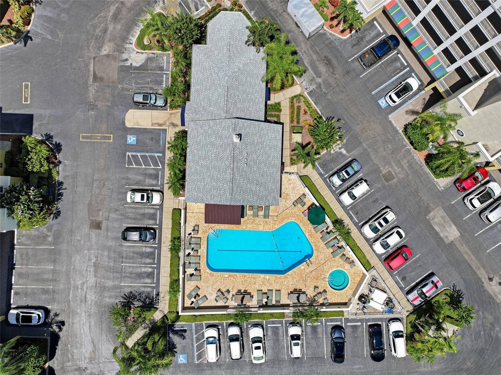1200 COUNTRY CLUB DRIVE, #4201, Largo, FL 33771 1200 COUNTRY CLUB DRIVE, #4201, Largo, FL 33771