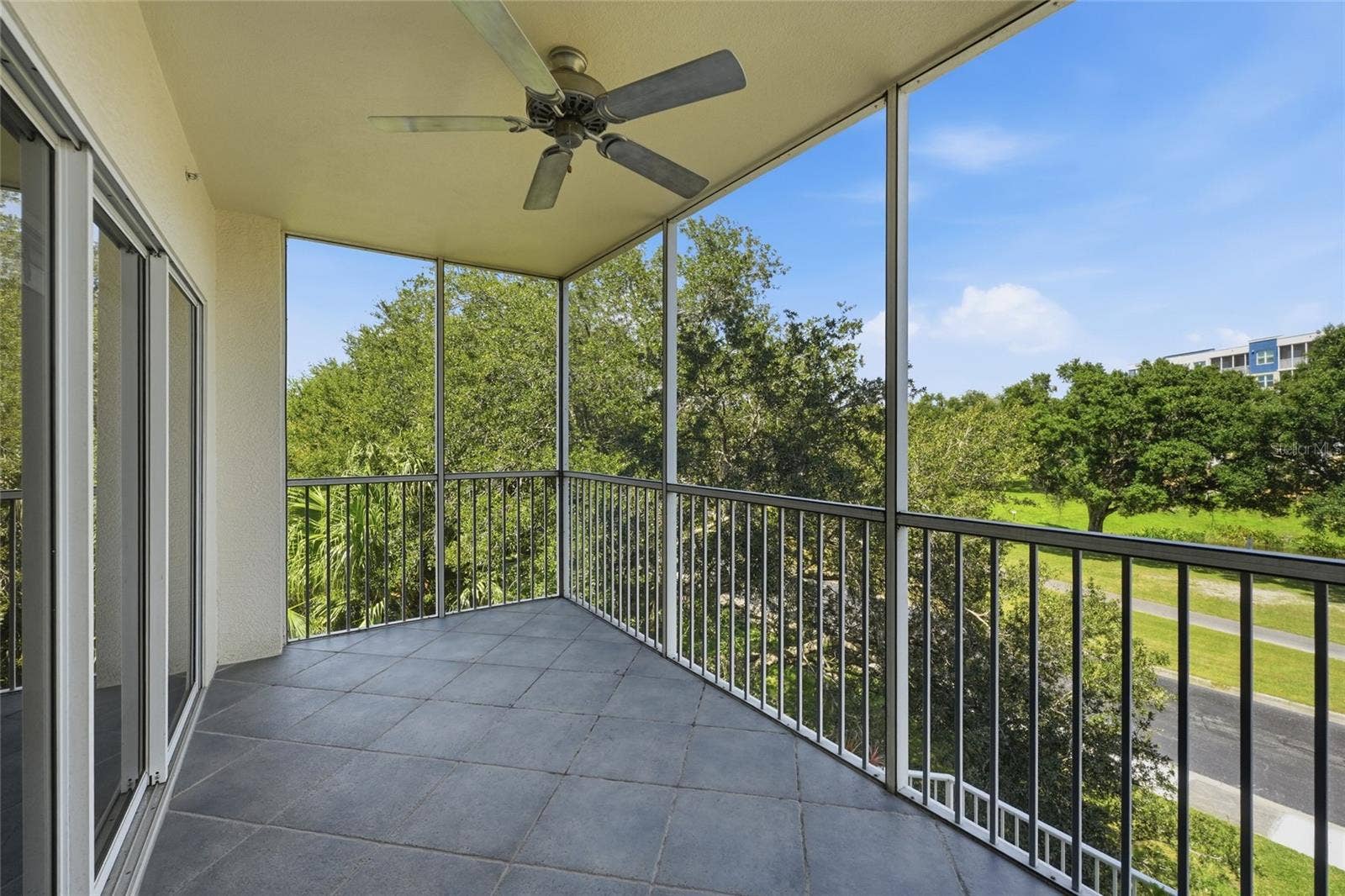 1200 COUNTRY CLUB DRIVE, #4201, Largo, FL 33771 1200 COUNTRY CLUB DRIVE, #4201, Largo, FL 33771