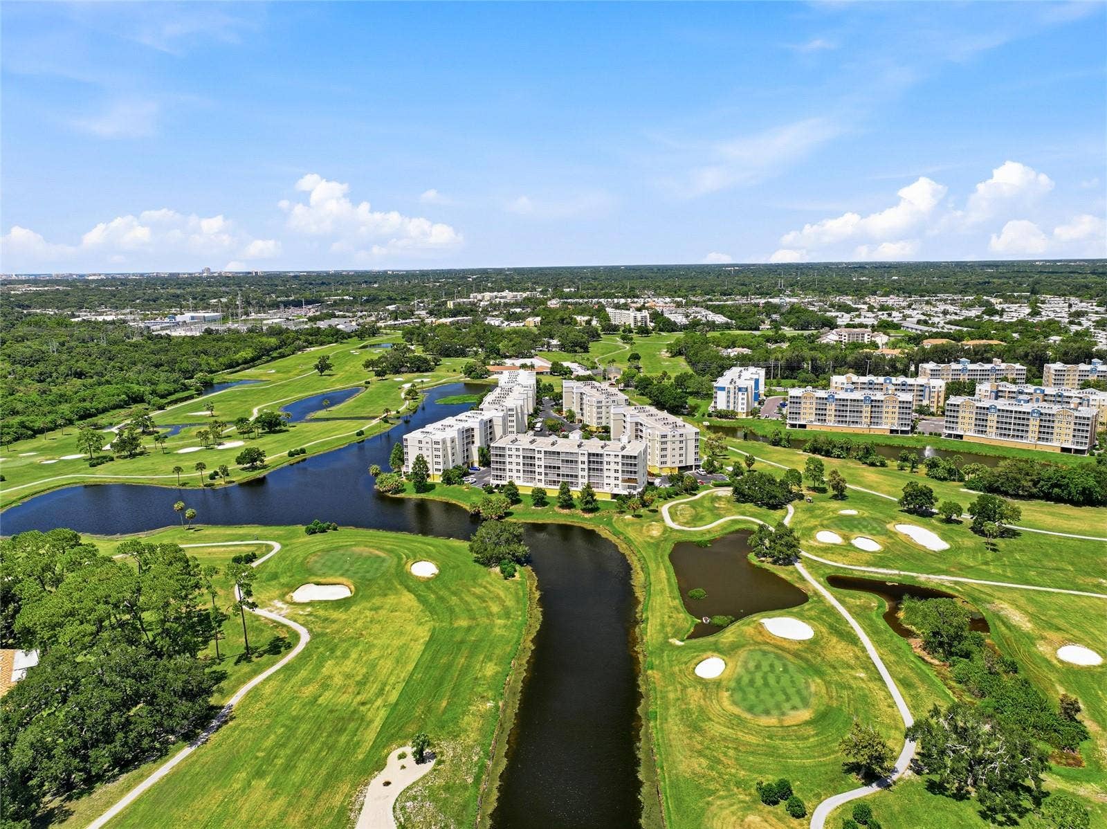 1200 COUNTRY CLUB DRIVE, #4201, Largo, FL 33771 1200 COUNTRY CLUB DRIVE, #4201, Largo, FL 33771