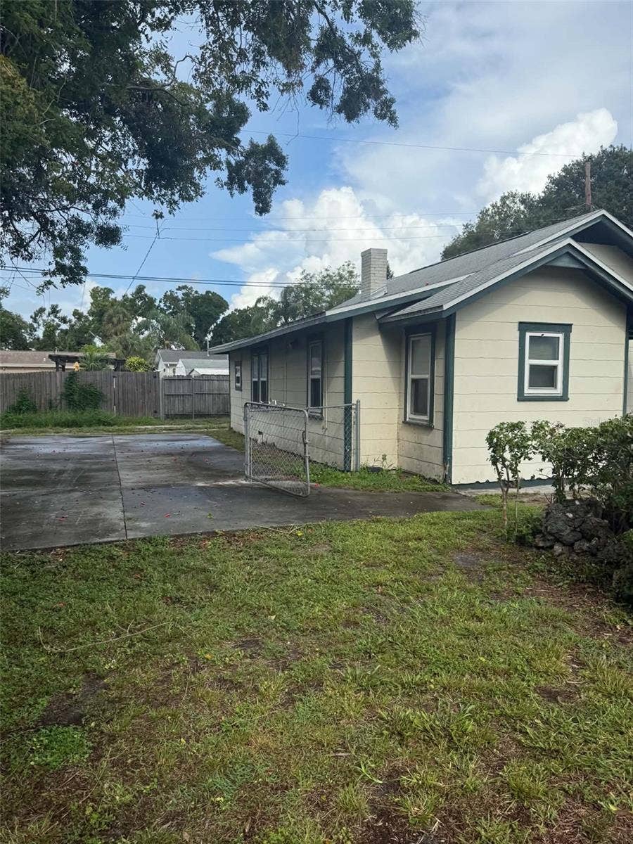 2313 QUINCY STREET S, St Petersburg, FL 33711 2313 QUINCY STREET S, St Petersburg, FL 33711