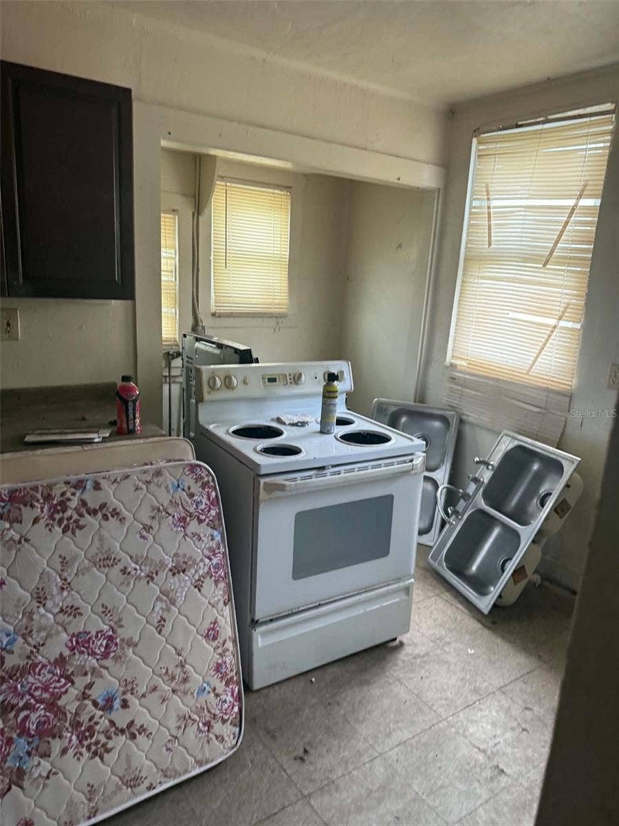 2313 QUINCY STREET S, St Petersburg, FL 33711 2313 QUINCY STREET S, St Petersburg, FL 33711