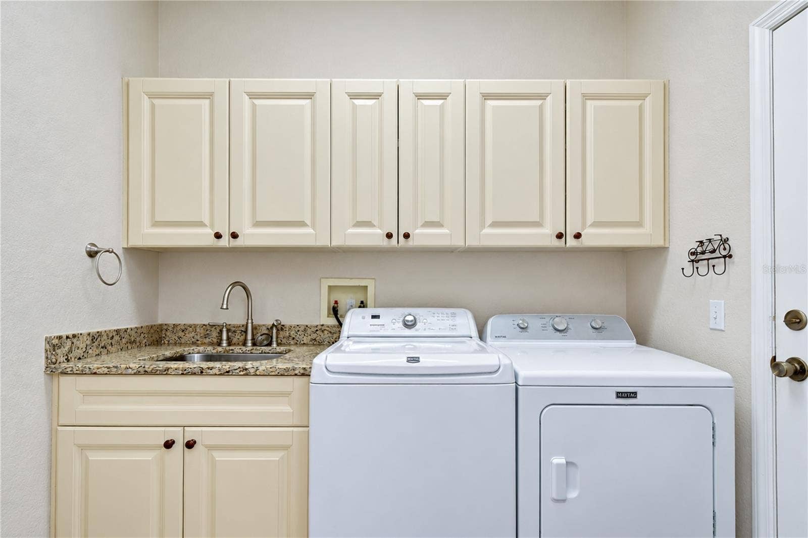 2623 EAGLE GREENS DRIVE, Plant City, FL 33566 2623 EAGLE GREENS DRIVE, Plant City, FL 33566