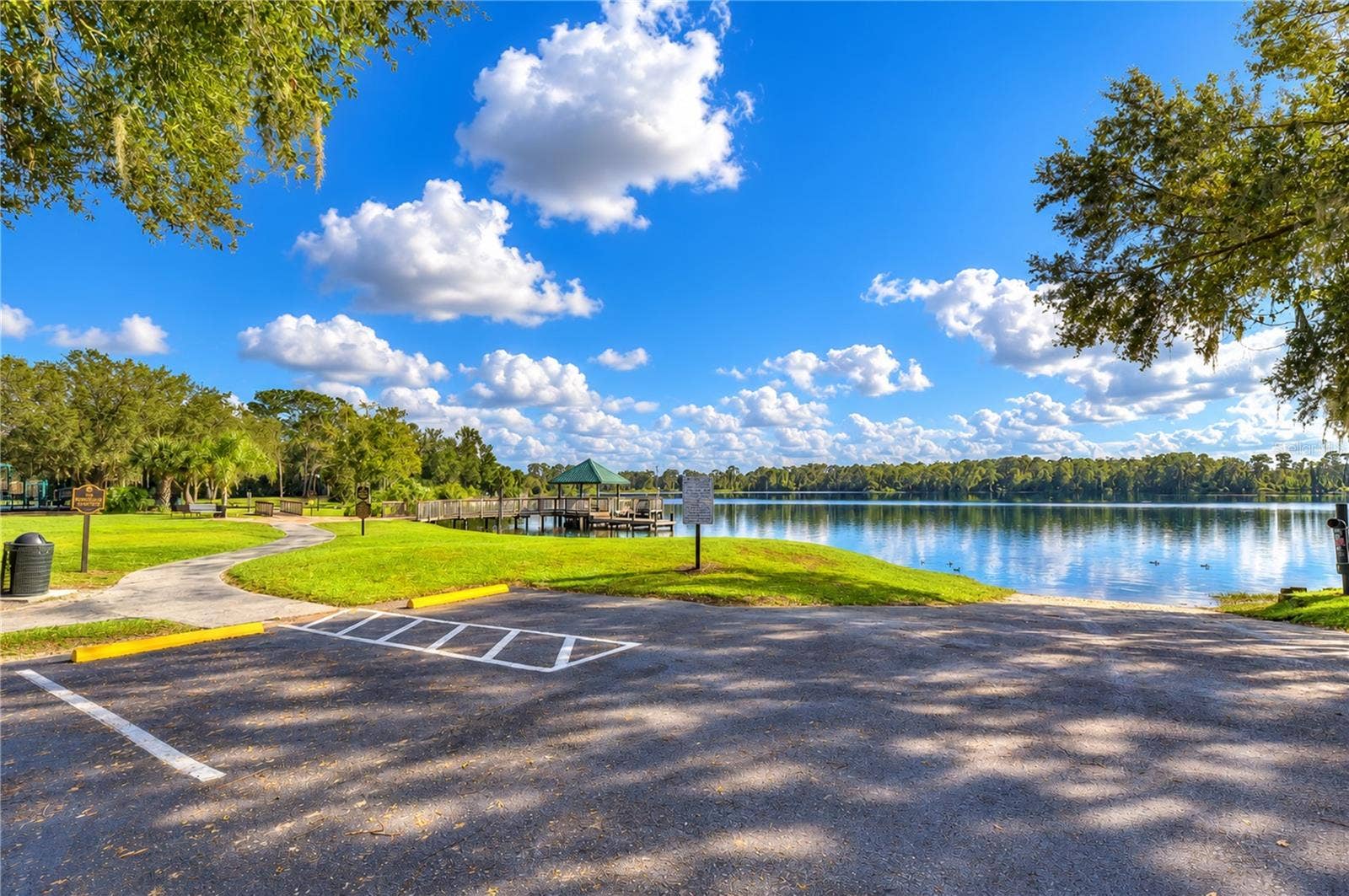 2623 EAGLE GREENS DRIVE, Plant City, FL 33566 2623 EAGLE GREENS DRIVE, Plant City, FL 33566