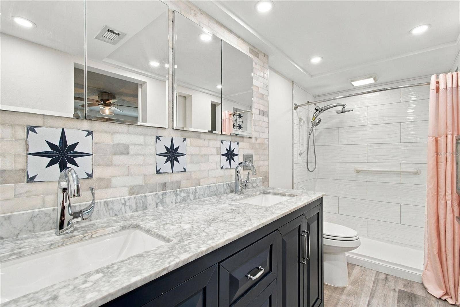 1 BOCA CIEGA POINT BOULEVARD, #206, St Petersburg, FL 33708 1 BOCA CIEGA POINT BOULEVARD, #206, St Petersburg, FL 33708
