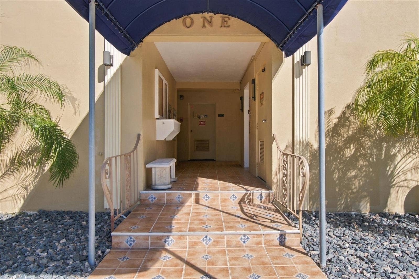 1 BOCA CIEGA POINT BOULEVARD, #206, St Petersburg, FL 33708 1 BOCA CIEGA POINT BOULEVARD, #206, St Petersburg, FL 33708