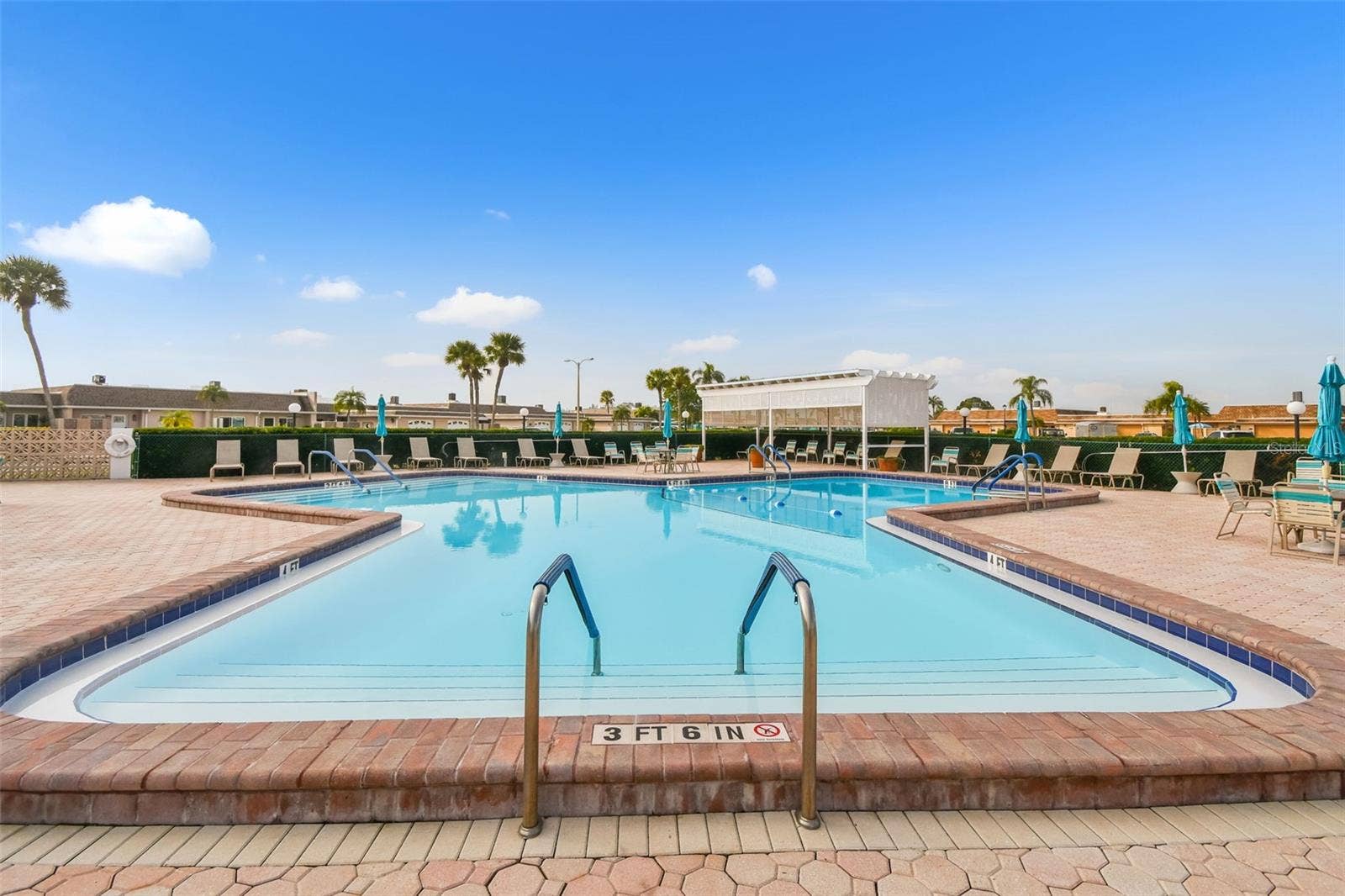 1 BOCA CIEGA POINT BOULEVARD, #206, St Petersburg, FL 33708 1 BOCA CIEGA POINT BOULEVARD, #206, St Petersburg, FL 33708
