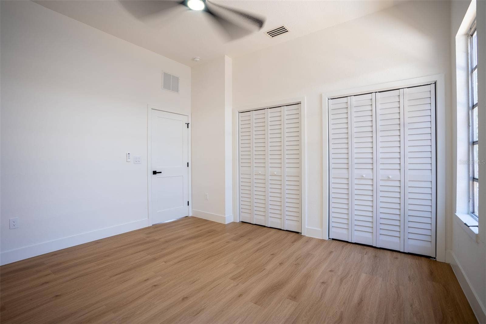 1209 E 18TH AVENUE, Tampa, FL 33605 1209 E 18TH AVENUE, Tampa, FL 33605