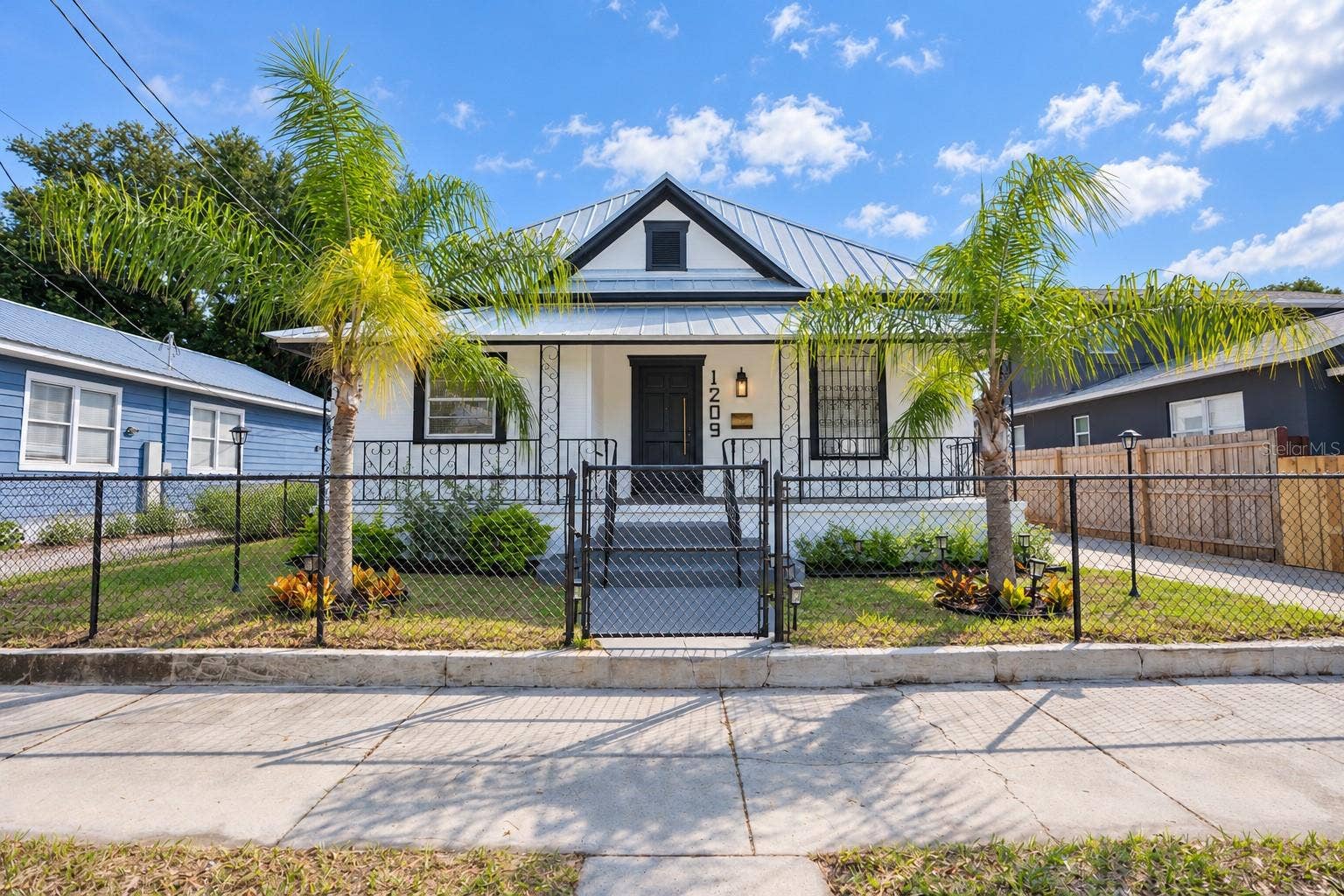 1209 E 18TH AVENUE, Tampa, FL 33605 1209 E 18TH AVENUE, Tampa, FL 33605