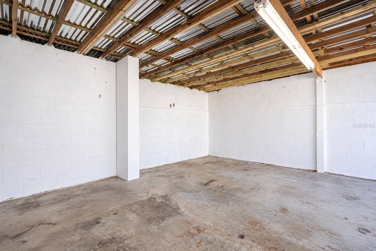 1209 E 18TH AVENUE, Tampa, FL 33605 1209 E 18TH AVENUE, Tampa, FL 33605