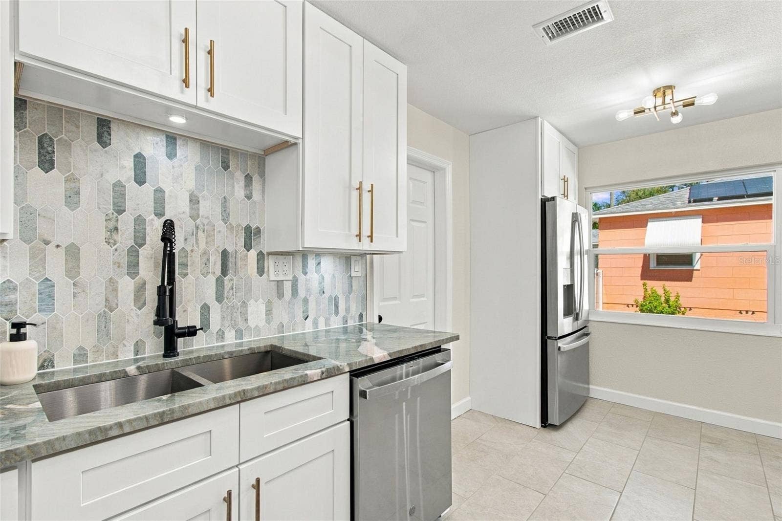 1119 63RD STREET S, Gulfport, FL 33707 1119 63RD STREET S, Gulfport, FL 33707
