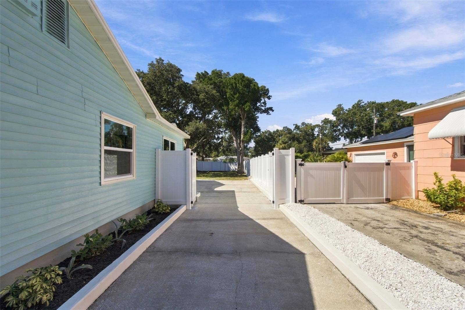 1119 63RD STREET S, Gulfport, FL 33707 1119 63RD STREET S, Gulfport, FL 33707