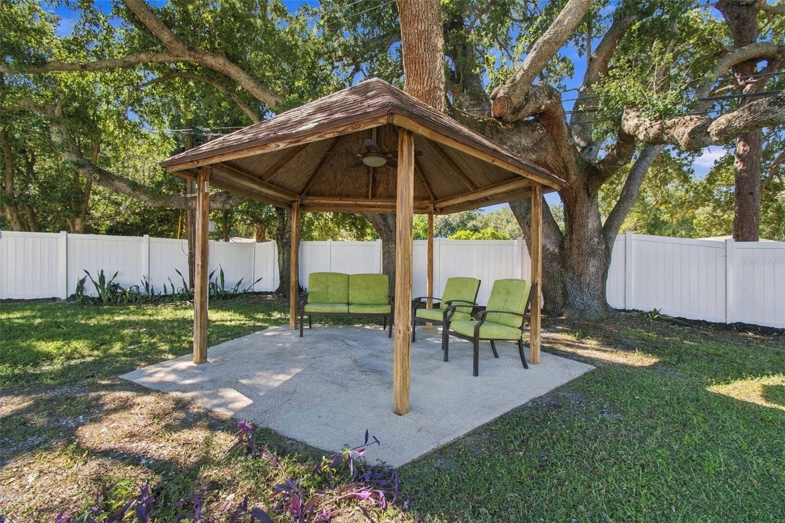 1119 63RD STREET S, Gulfport, FL 33707 1119 63RD STREET S, Gulfport, FL 33707