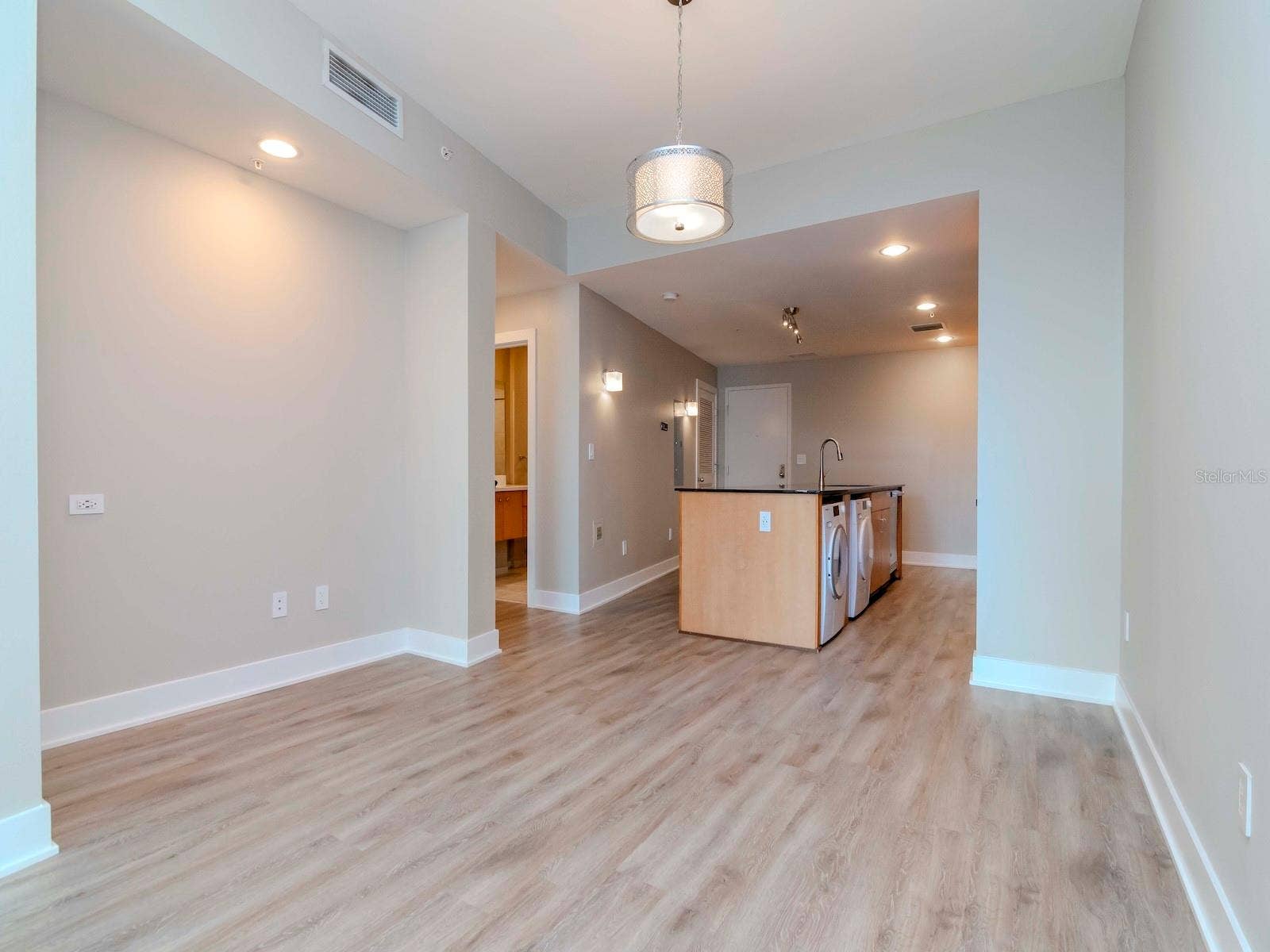 1120 E KENNEDY BOULEVARD, #1022, Tampa, FL 33602 1120 E KENNEDY BOULEVARD, #1022, Tampa, FL 33602