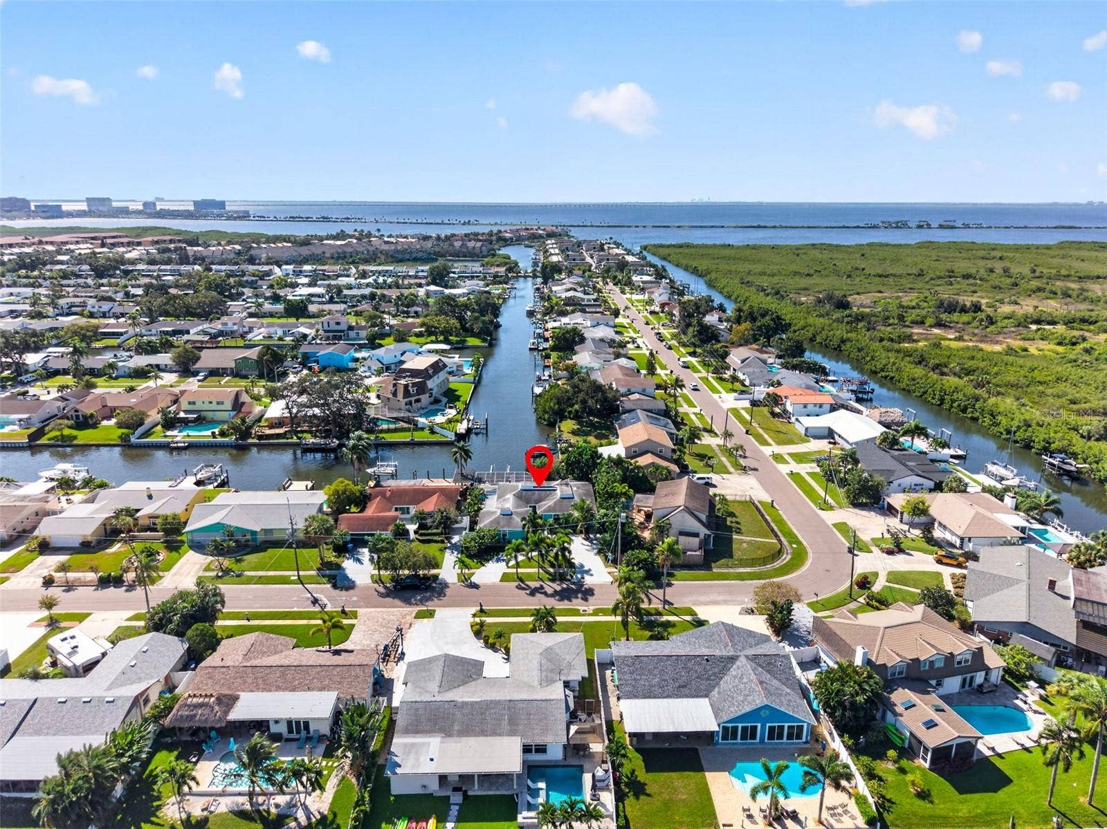 4643 BAY CREST DRIVE, Tampa, FL 33615 4643 BAY CREST DRIVE, Tampa, FL 33615
